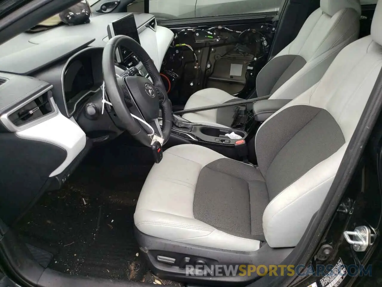 7 Photograph of a damaged car JTNC4MBE8P3202316 TOYOTA COROLLA 2023