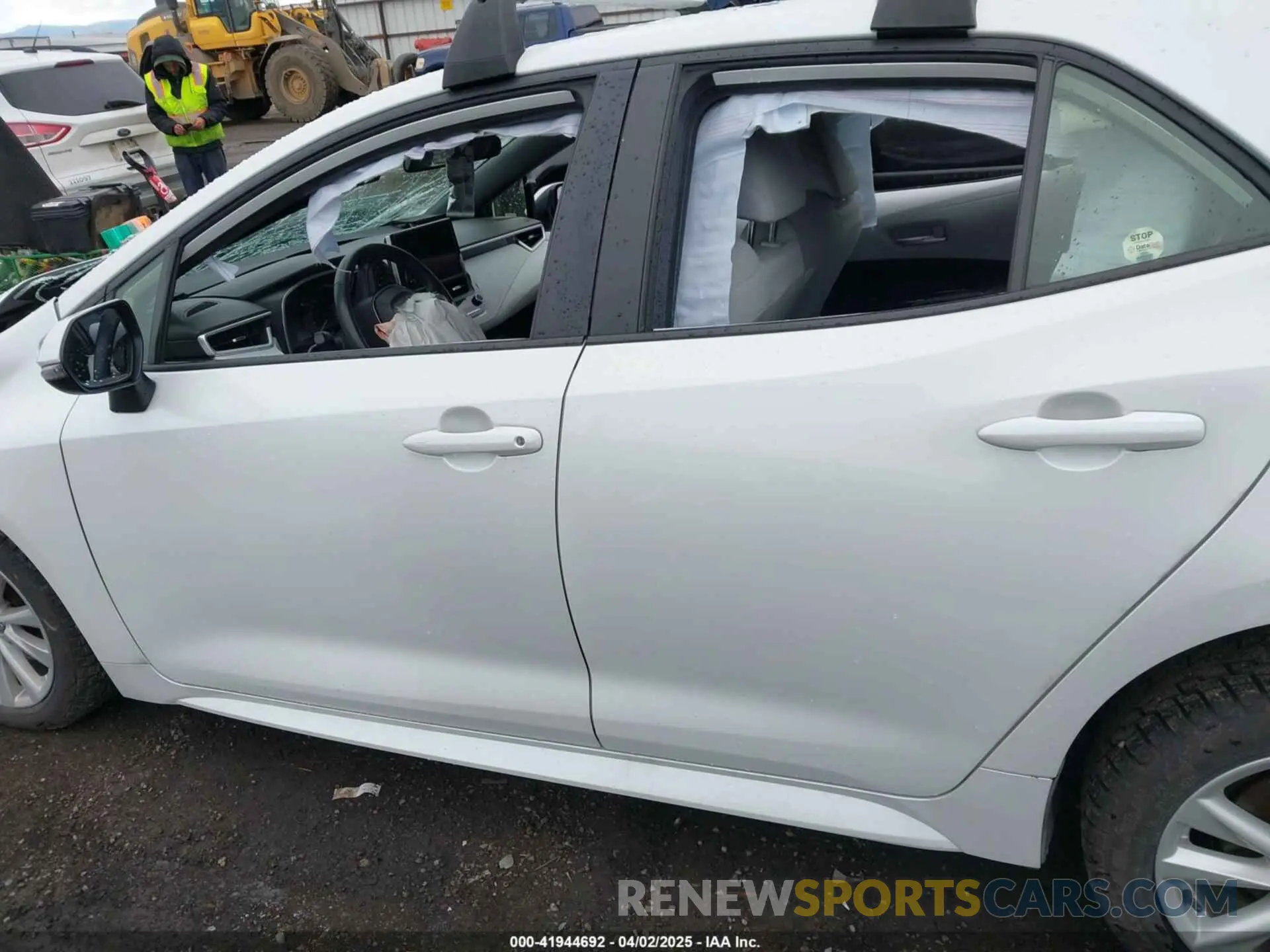 15 Photograph of a damaged car JTND4MBE3P3201031 TOYOTA COROLLA 2023