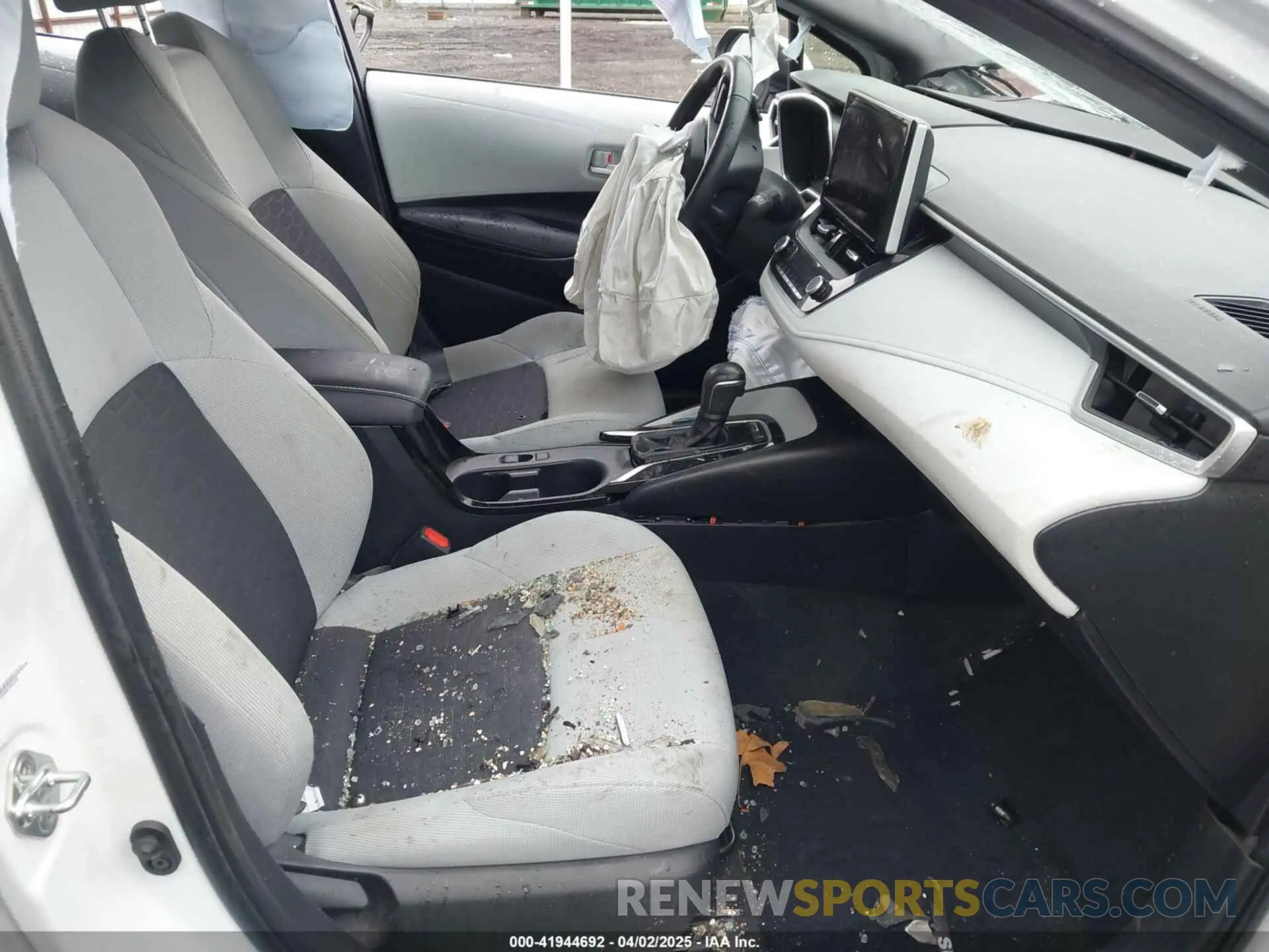 5 Photograph of a damaged car JTND4MBE3P3201031 TOYOTA COROLLA 2023