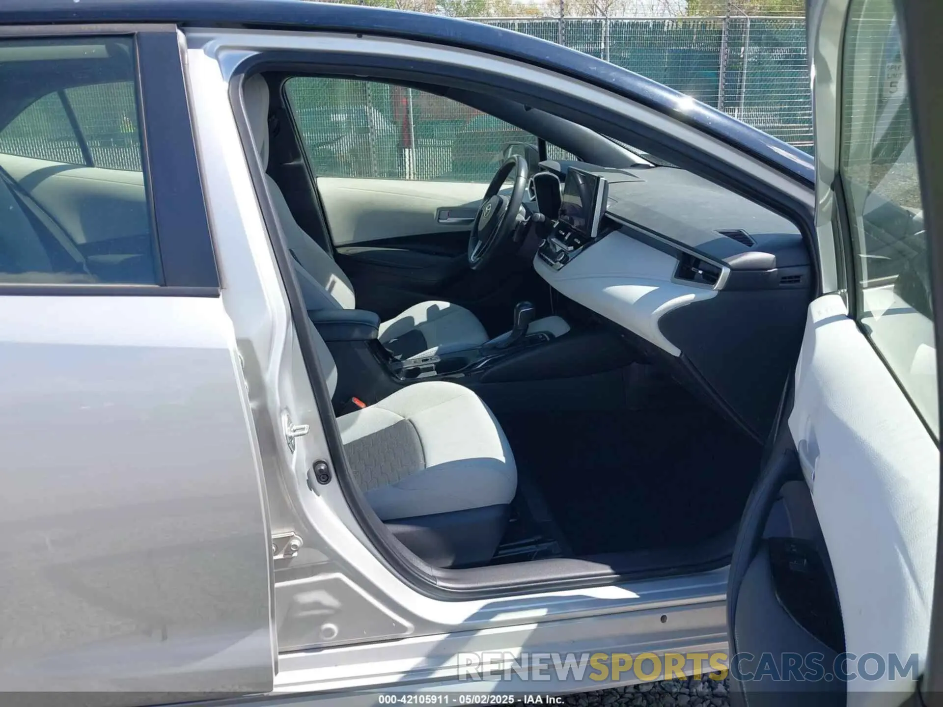5 Photograph of a damaged car JTND4MBE4P3199497 TOYOTA COROLLA 2023