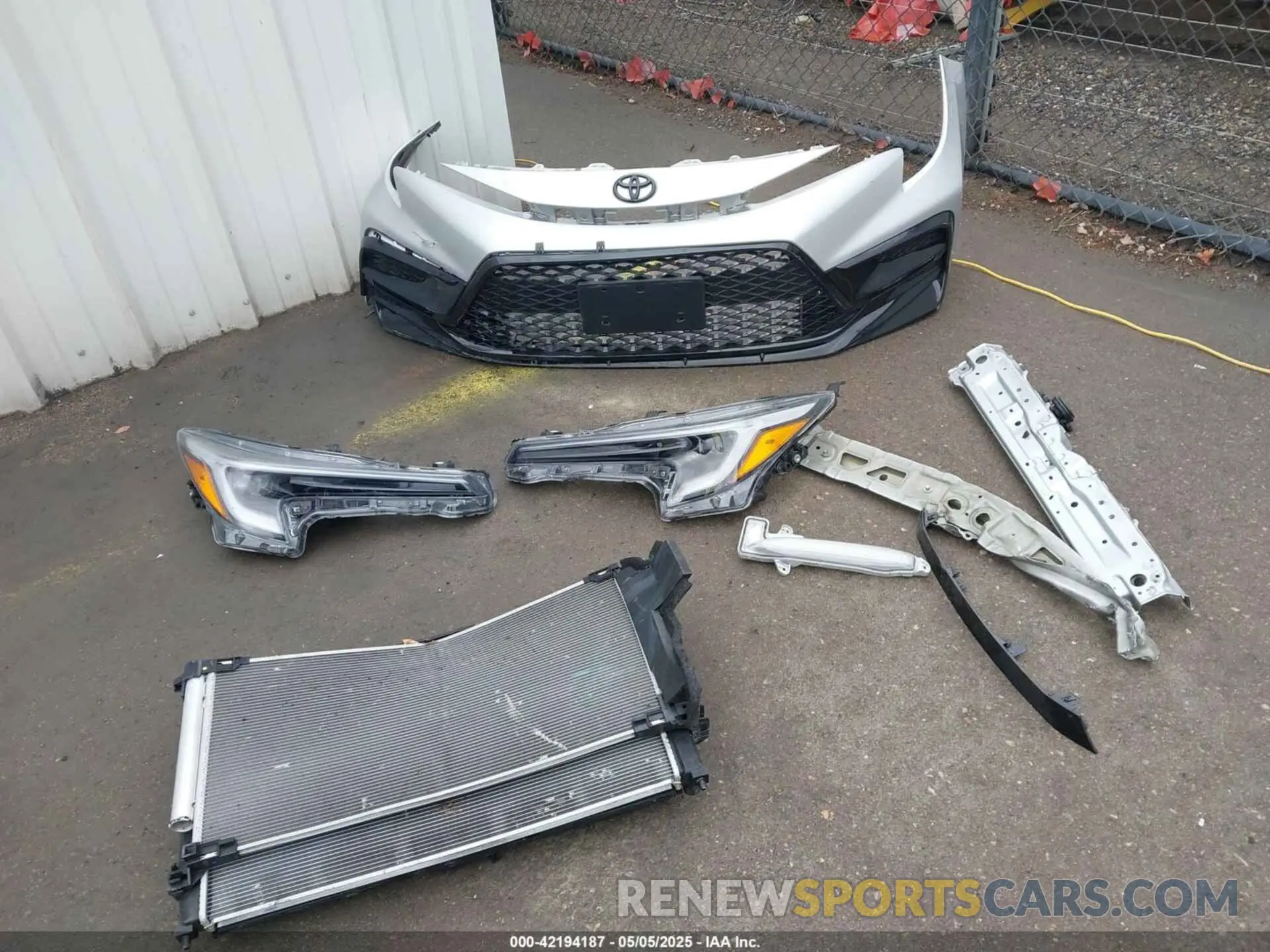 12 Photograph of a damaged car 5YFB4MCE1RP169426 TOYOTA COROLLA 2024