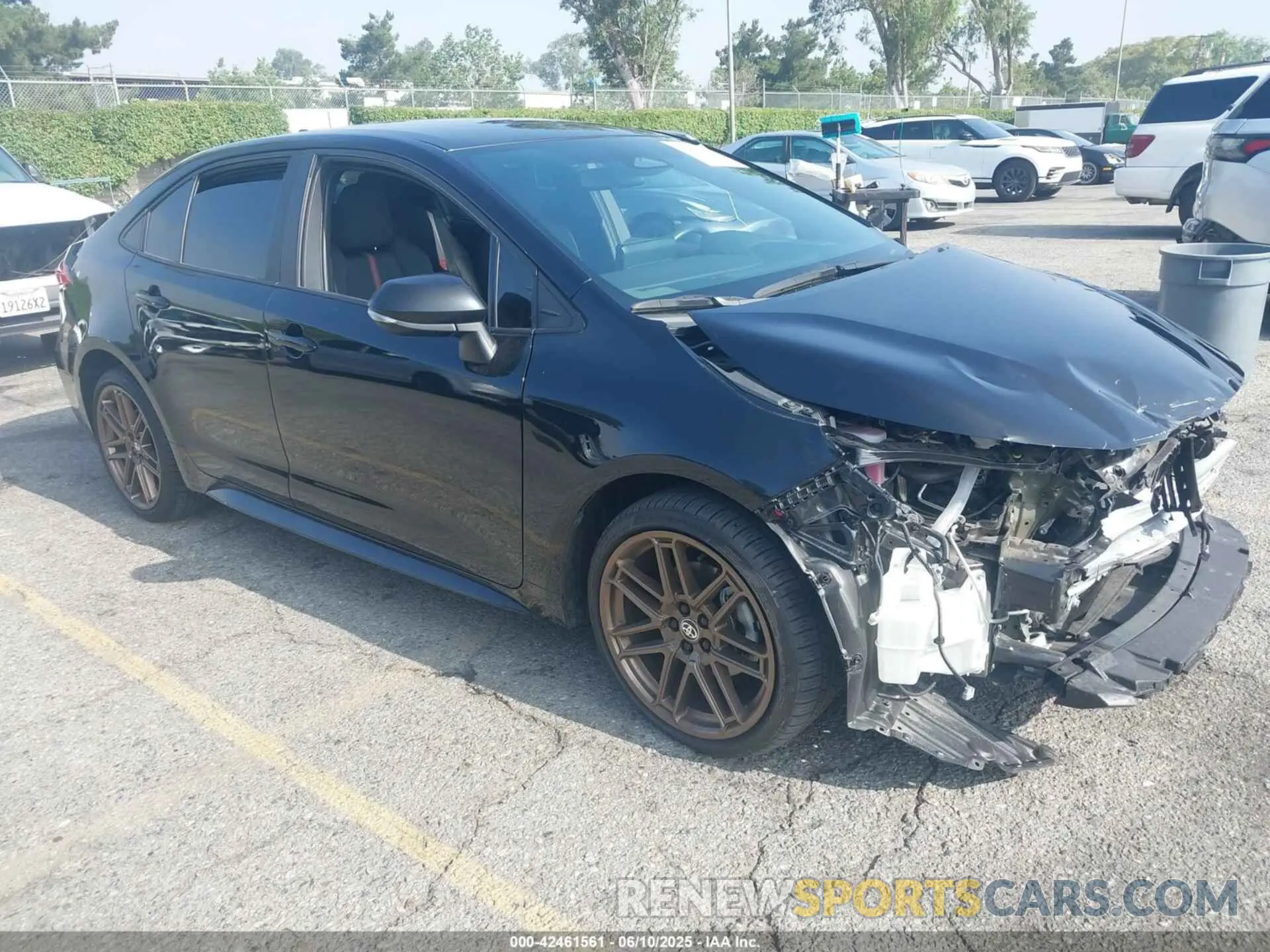 1 Photograph of a damaged car 5YFB4MCE9RP176172 TOYOTA COROLLA 2024