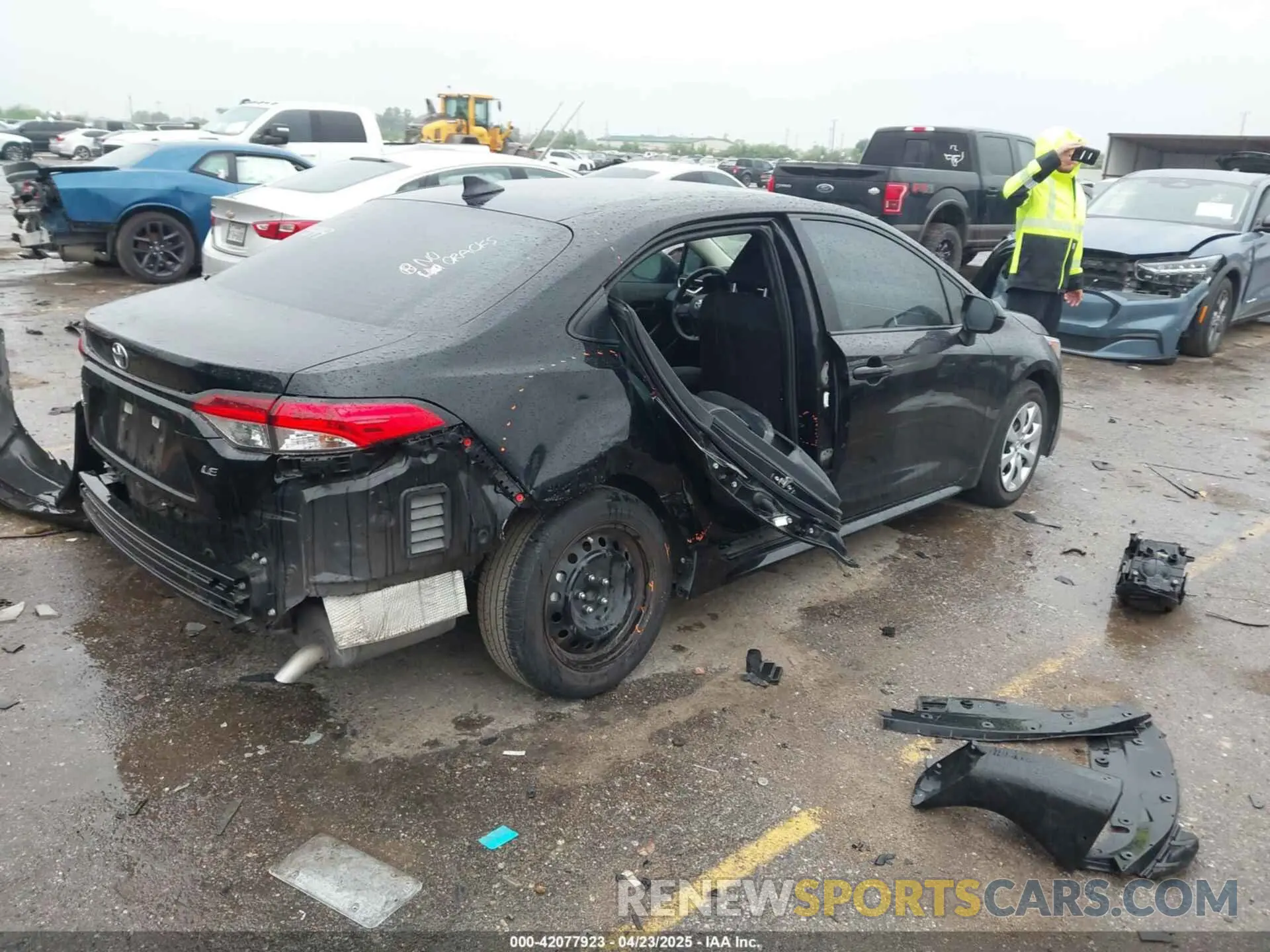 4 Photograph of a damaged car 5YFB4MDE0RP082535 TOYOTA COROLLA 2024