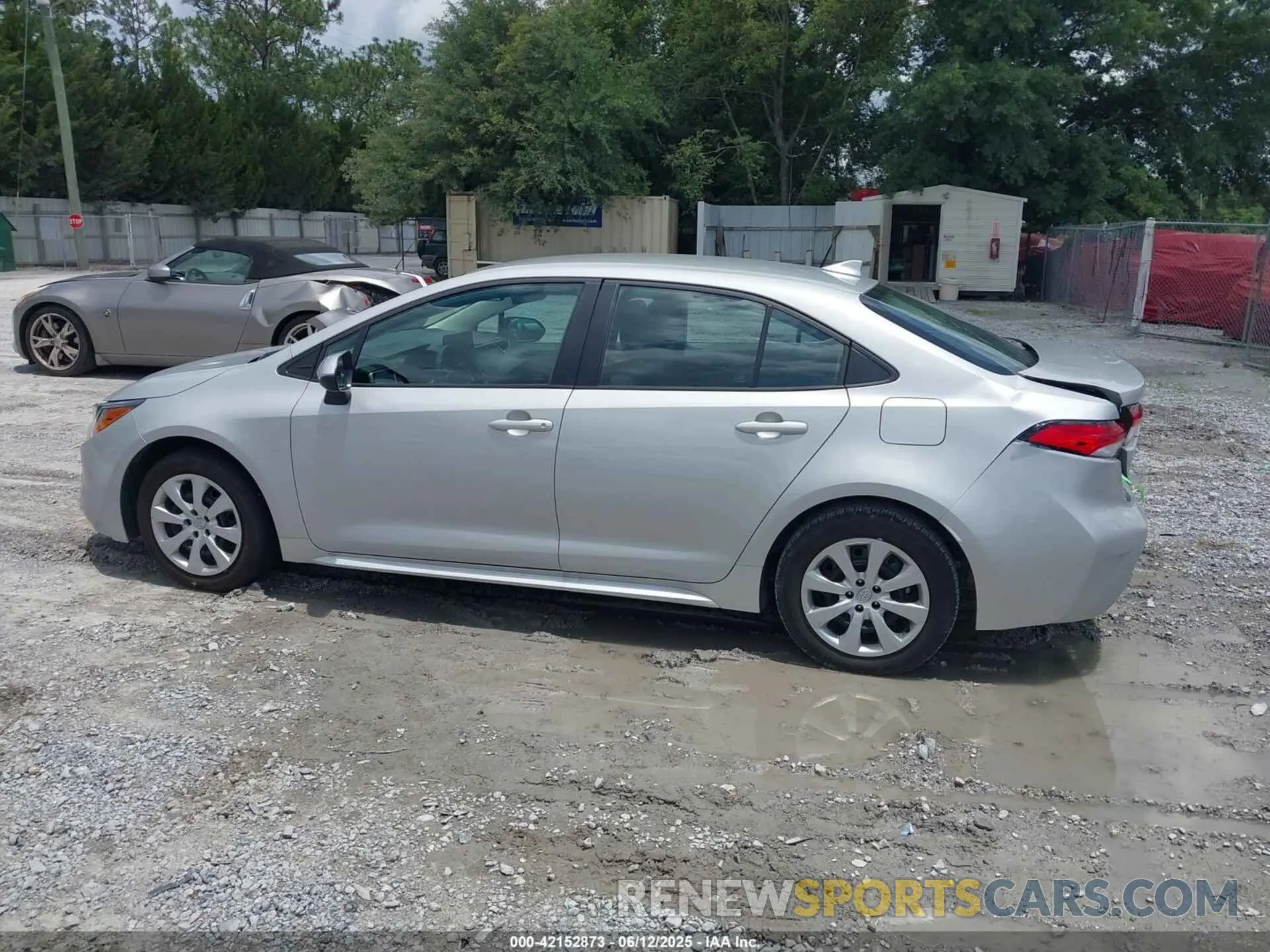 14 Photograph of a damaged car 5YFB4MDE0RP083393 TOYOTA COROLLA 2024
