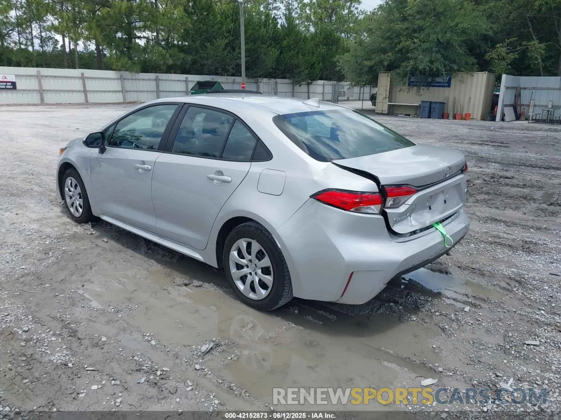 3 Photograph of a damaged car 5YFB4MDE0RP083393 TOYOTA COROLLA 2024