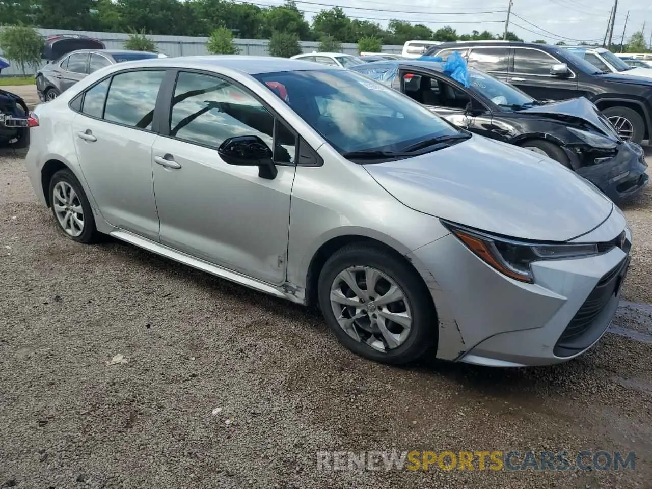 4 Photograph of a damaged car 5YFB4MDE0RP092515 TOYOTA COROLLA 2024