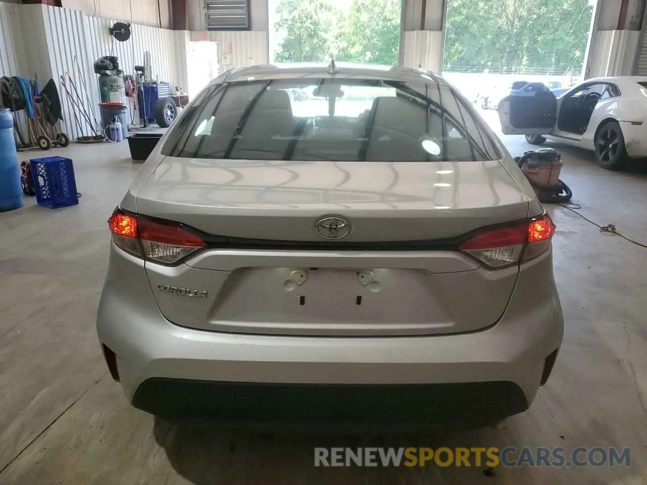 6 Photograph of a damaged car 5YFB4MDE0RP114335 TOYOTA COROLLA 2024