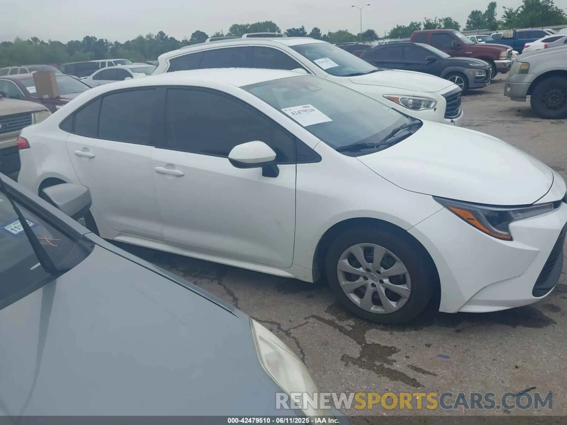 12 Photograph of a damaged car 5YFB4MDE0RP119048 TOYOTA COROLLA 2024