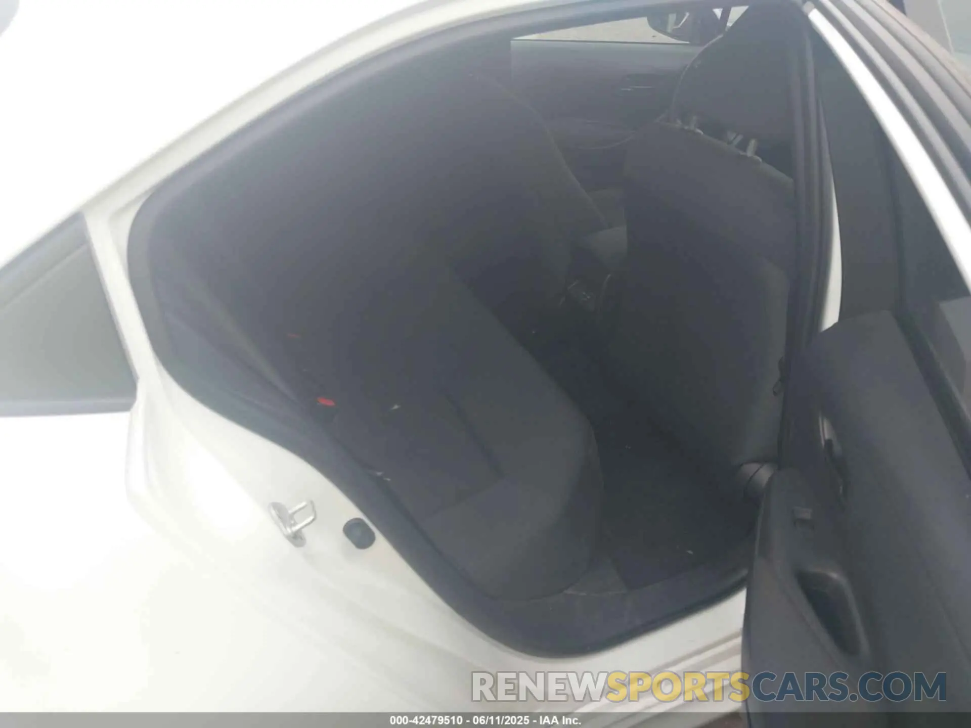 8 Photograph of a damaged car 5YFB4MDE0RP119048 TOYOTA COROLLA 2024