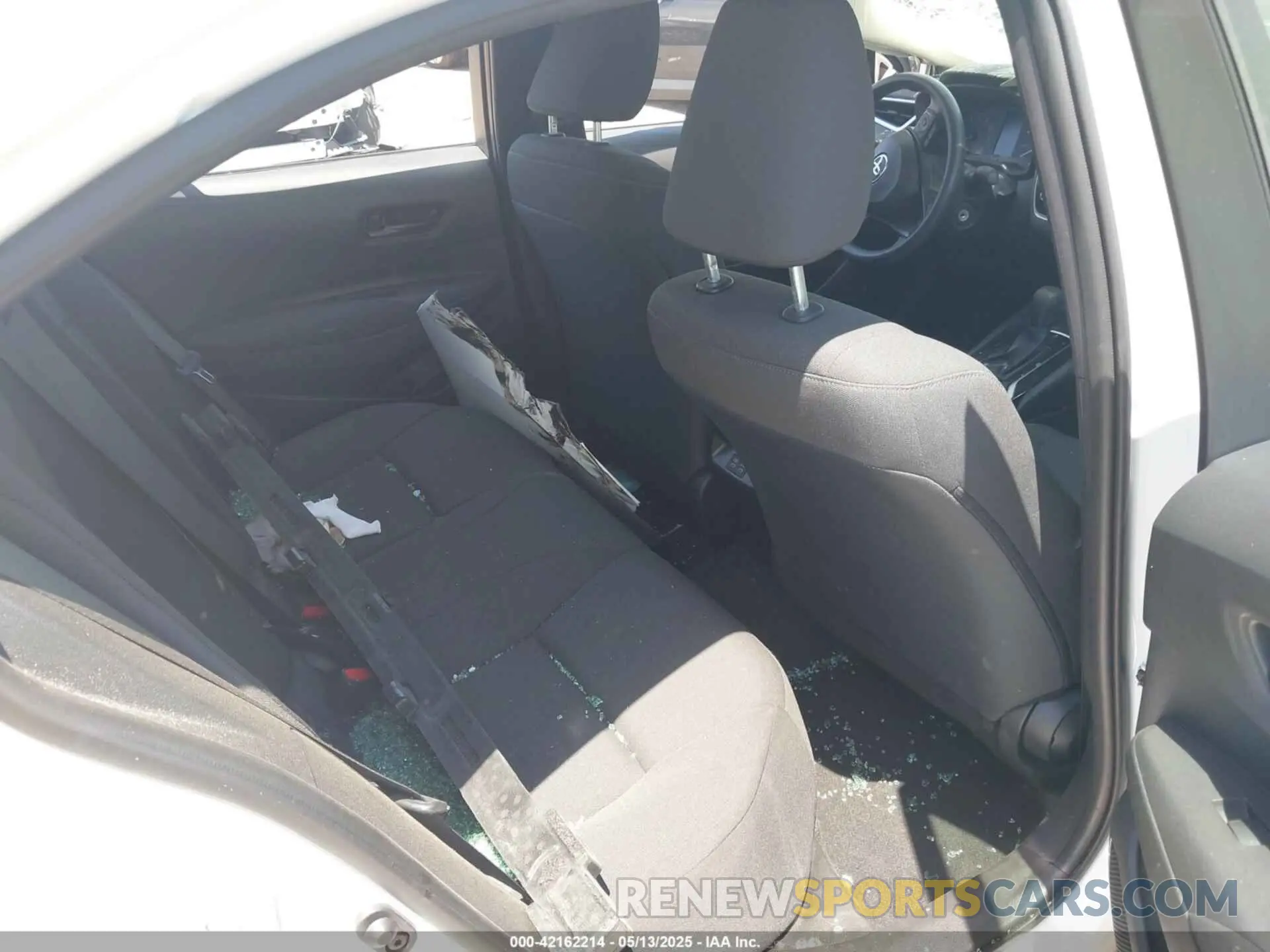 8 Photograph of a damaged car 5YFB4MDE0RP120068 TOYOTA COROLLA 2024