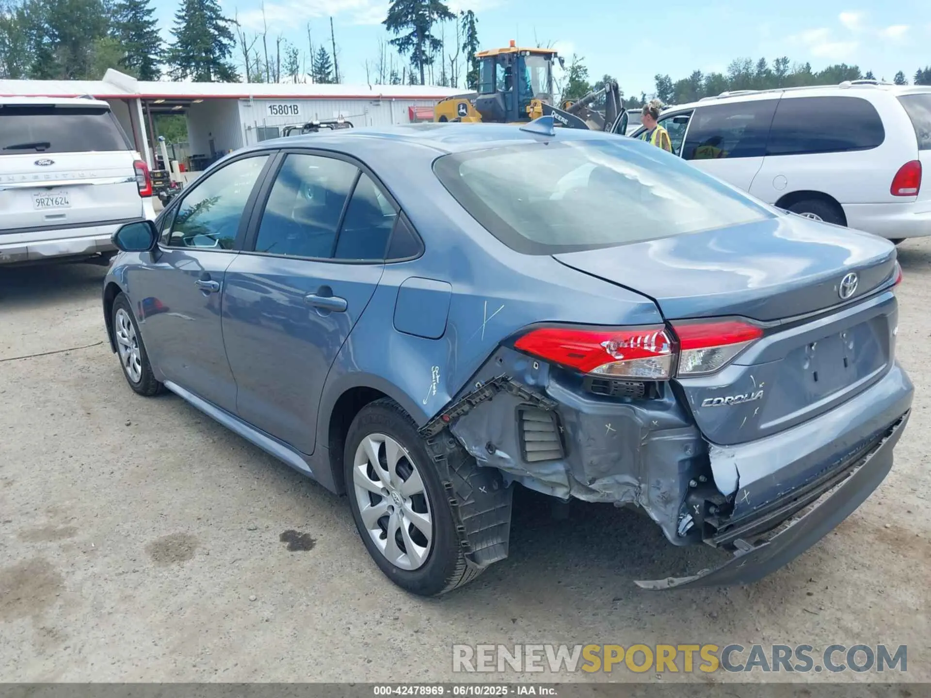 3 Photograph of a damaged car 5YFB4MDE0RP139901 TOYOTA COROLLA 2024