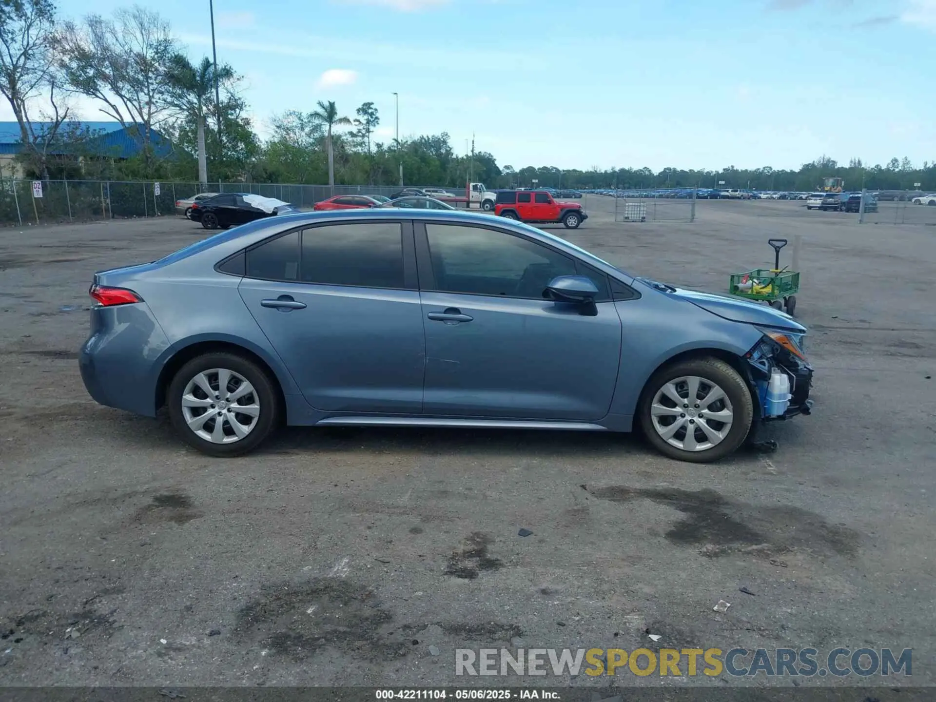 13 Photograph of a damaged car 5YFB4MDE0RP156942 TOYOTA COROLLA 2024