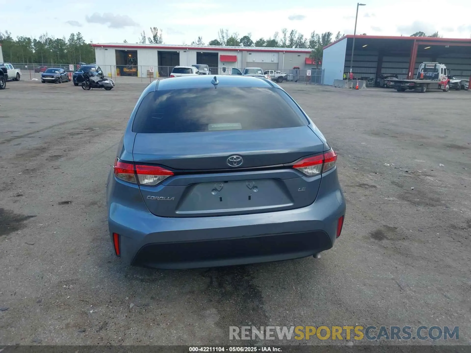 16 Photograph of a damaged car 5YFB4MDE0RP156942 TOYOTA COROLLA 2024