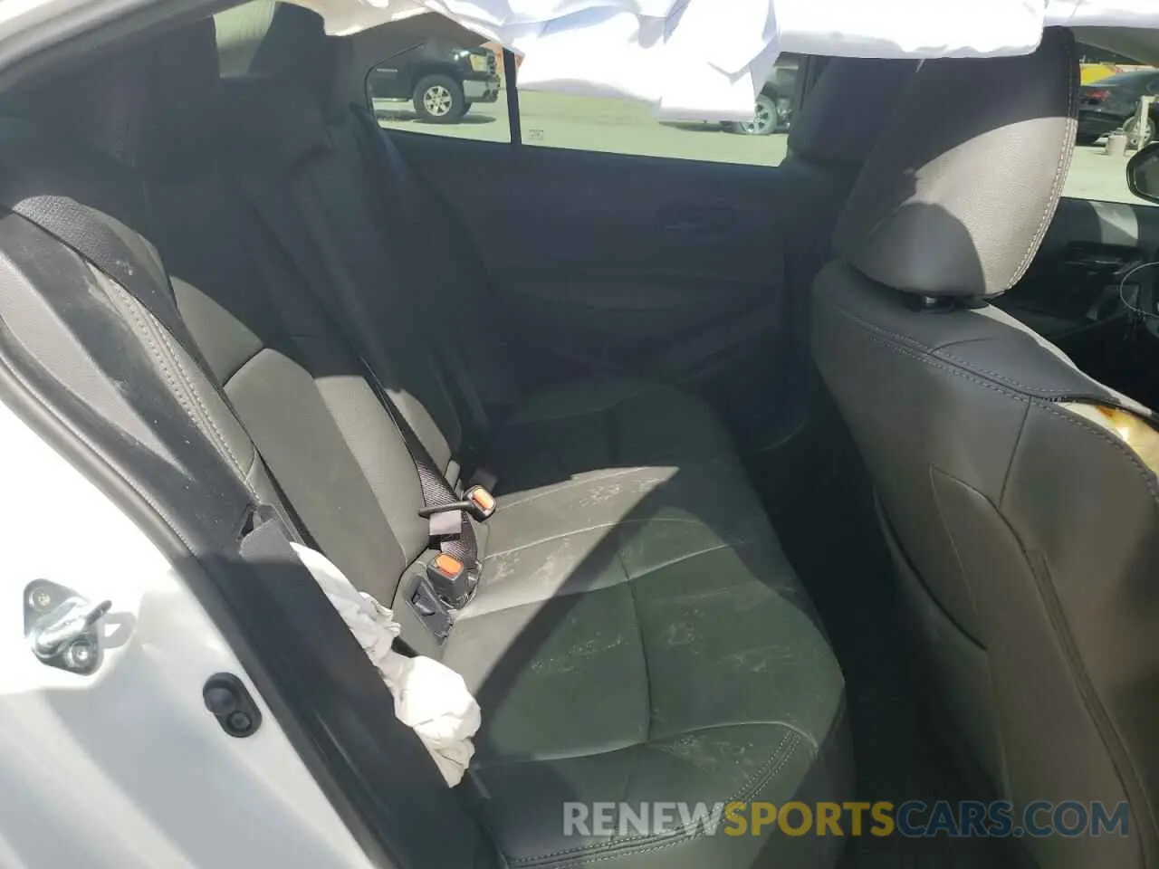 10 Photograph of a damaged car 5YFB4MDE0RP192498 TOYOTA COROLLA 2024