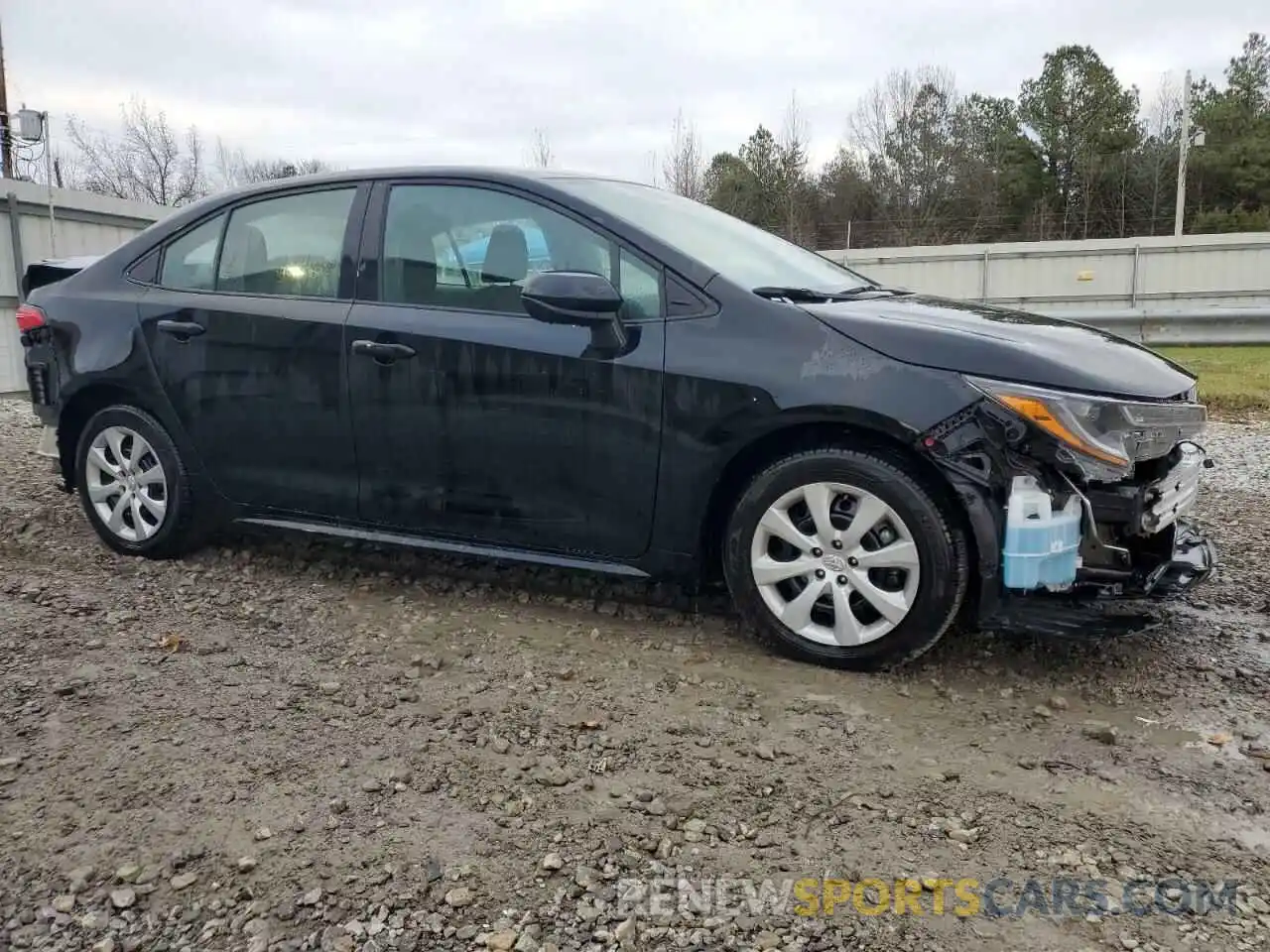 4 Photograph of a damaged car 5YFB4MDE0RP203905 TOYOTA COROLLA 2024