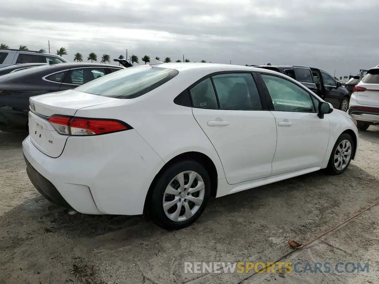 3 Photograph of a damaged car 5YFB4MDE1RP084746 TOYOTA COROLLA 2024