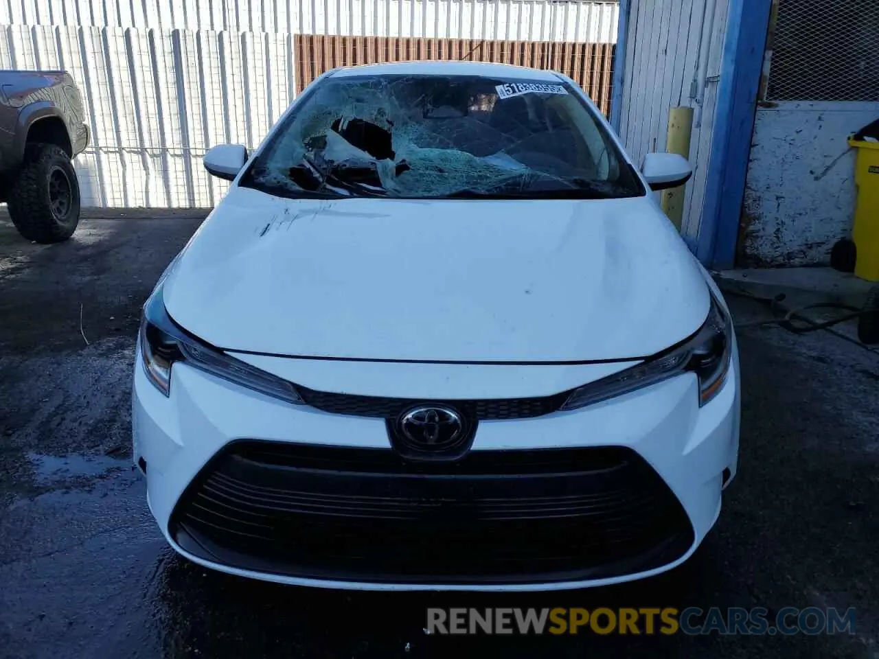 5 Photograph of a damaged car 5YFB4MDE1RP085864 TOYOTA COROLLA 2024