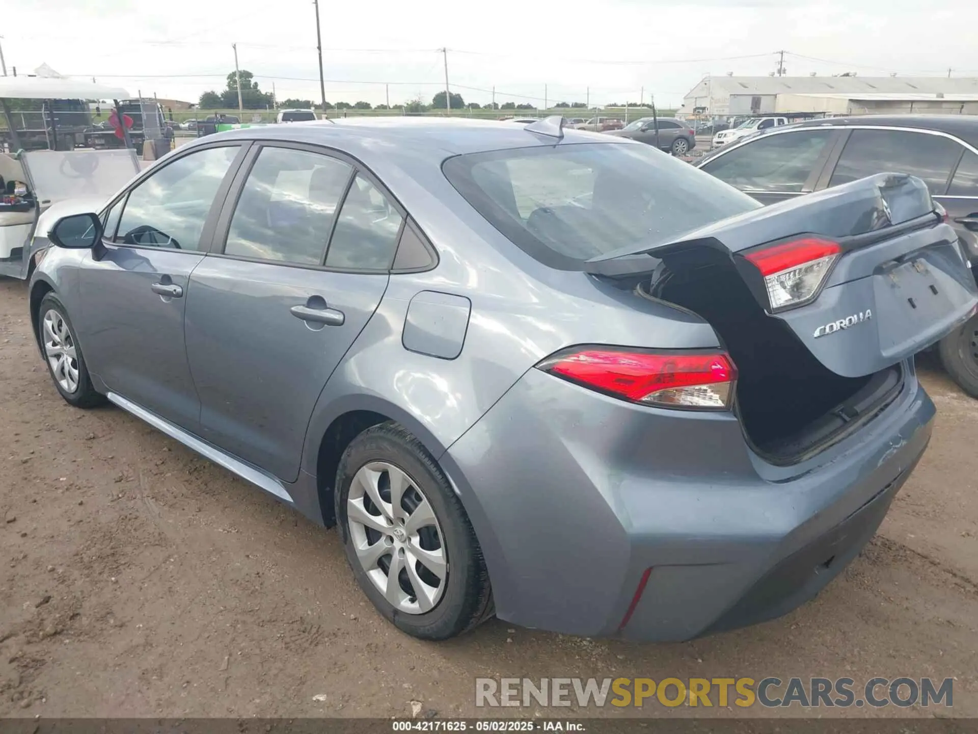 3 Photograph of a damaged car 5YFB4MDE1RP099568 TOYOTA COROLLA 2024