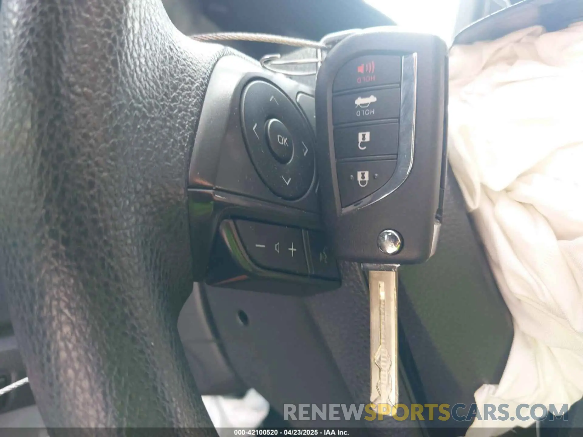 11 Photograph of a damaged car 5YFB4MDE1RP123786 TOYOTA COROLLA 2024