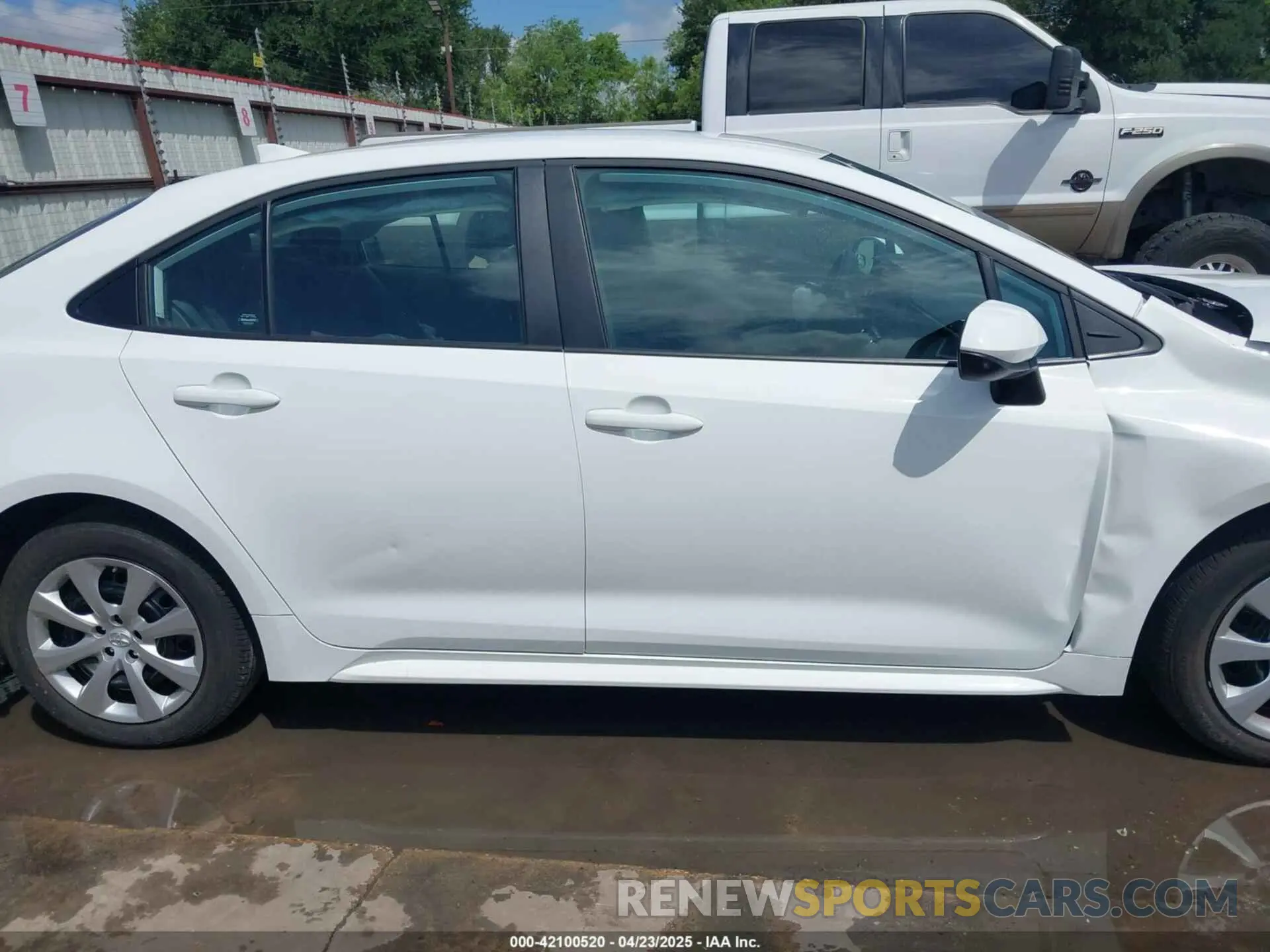 13 Photograph of a damaged car 5YFB4MDE1RP123786 TOYOTA COROLLA 2024
