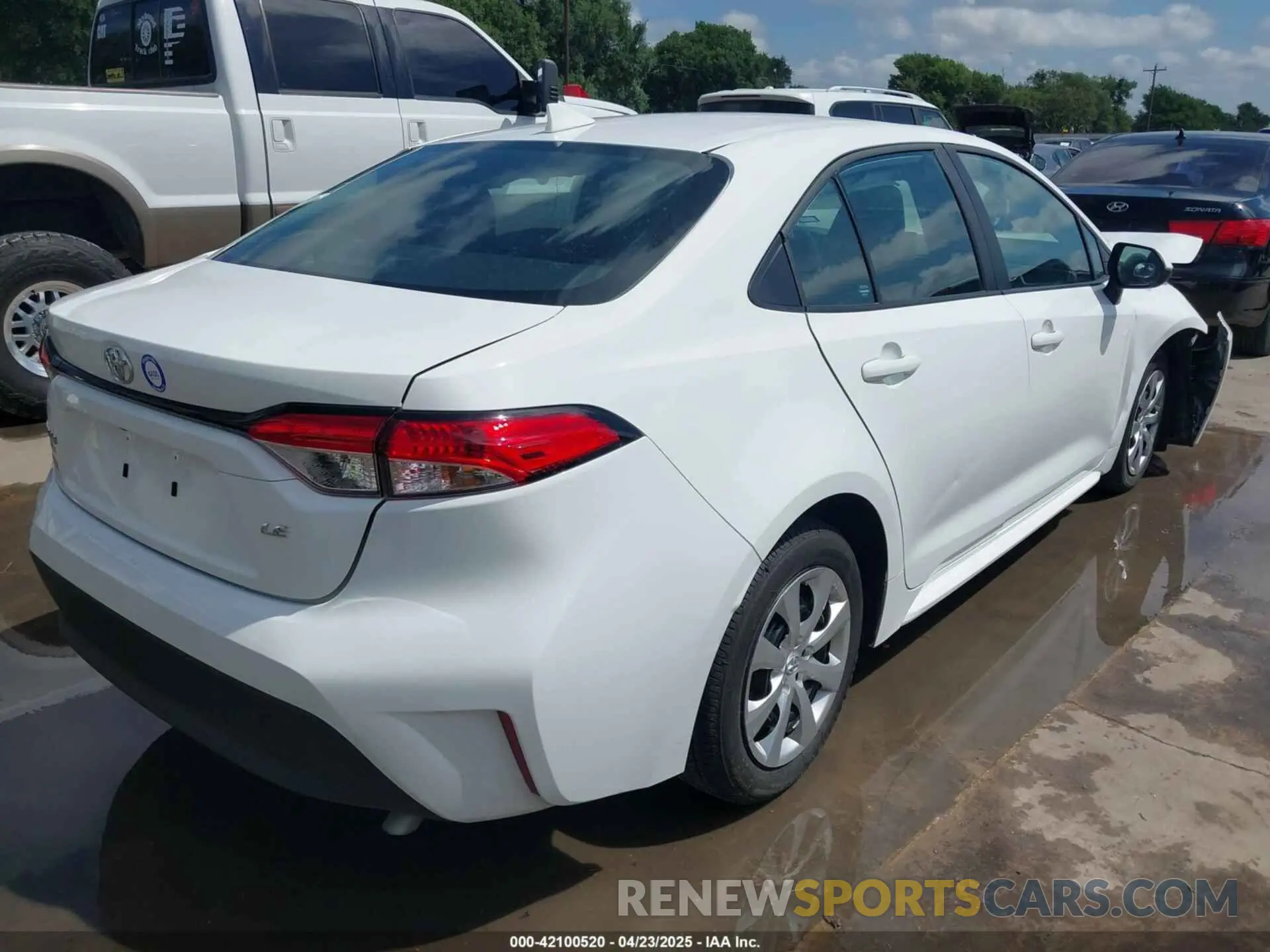 4 Photograph of a damaged car 5YFB4MDE1RP123786 TOYOTA COROLLA 2024