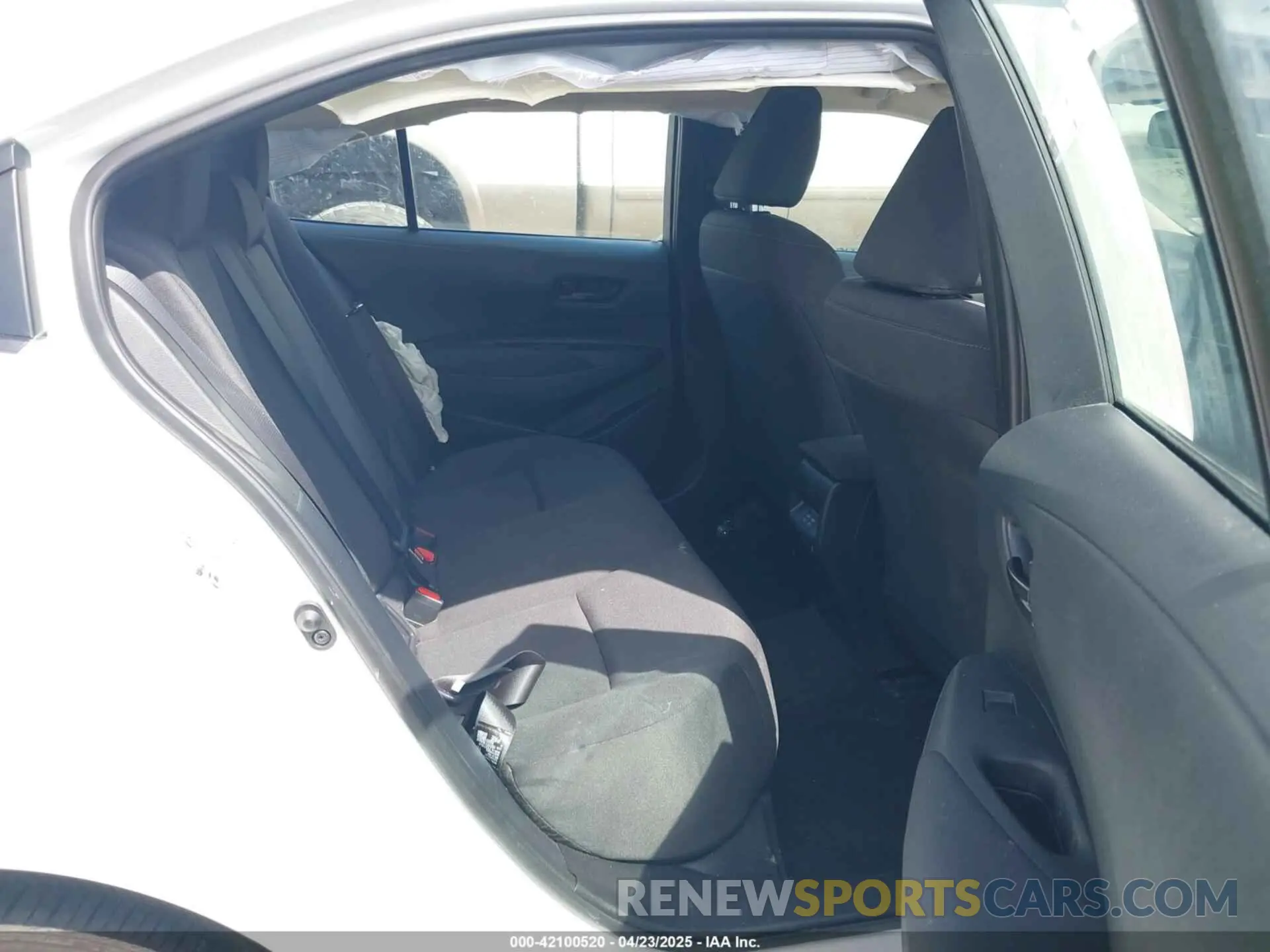8 Photograph of a damaged car 5YFB4MDE1RP123786 TOYOTA COROLLA 2024