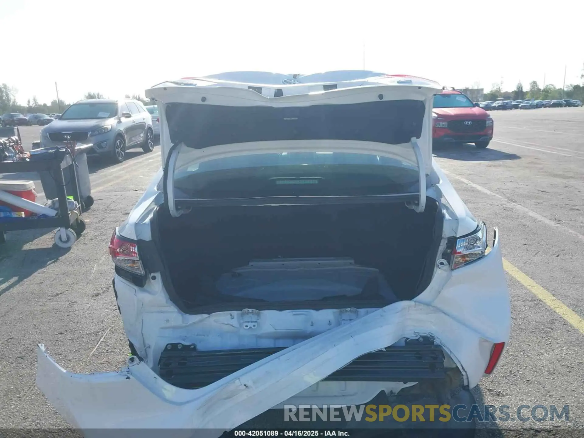 16 Photograph of a damaged car 5YFB4MDE1RP138353 TOYOTA COROLLA 2024