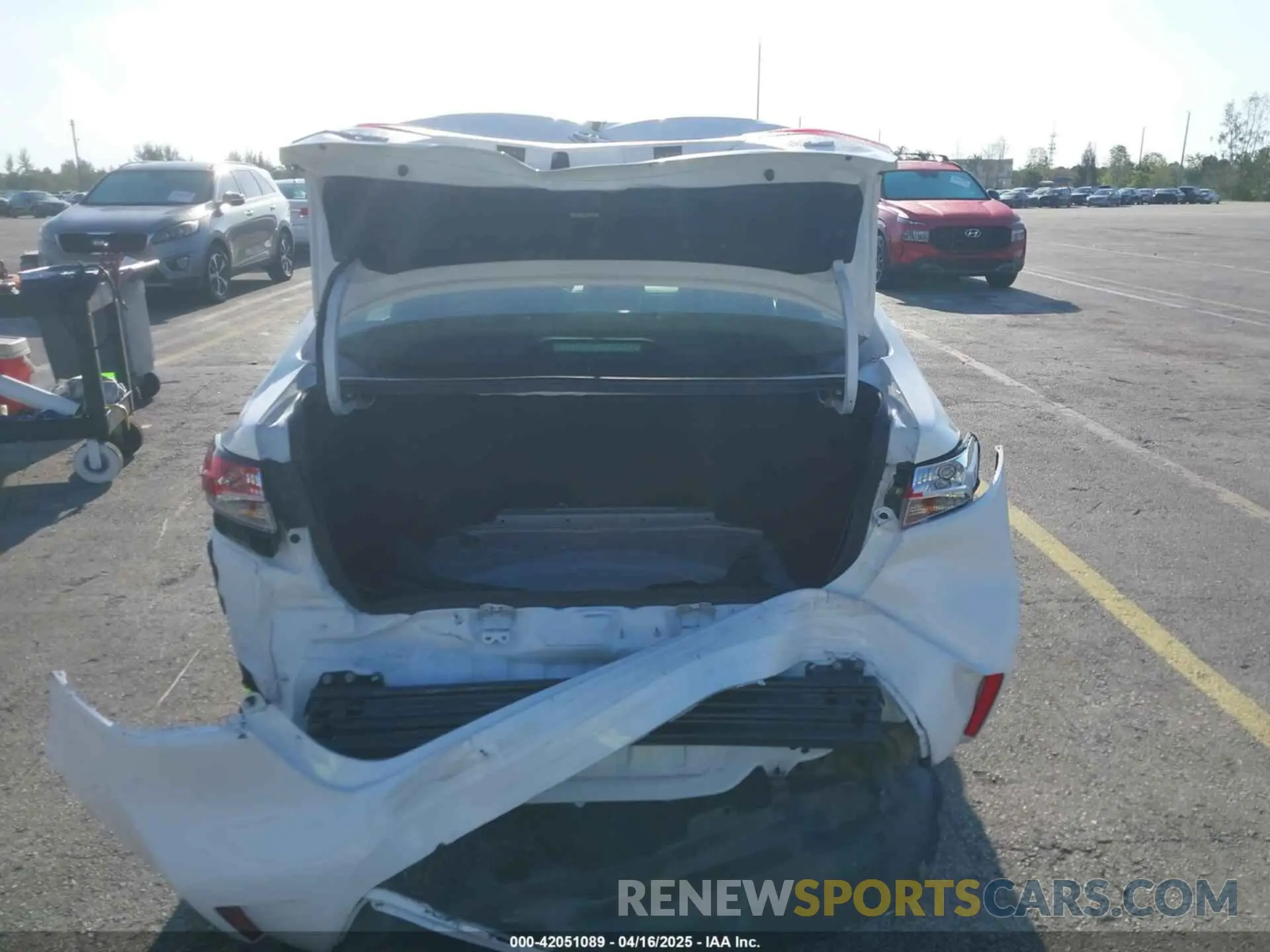 6 Photograph of a damaged car 5YFB4MDE1RP138353 TOYOTA COROLLA 2024