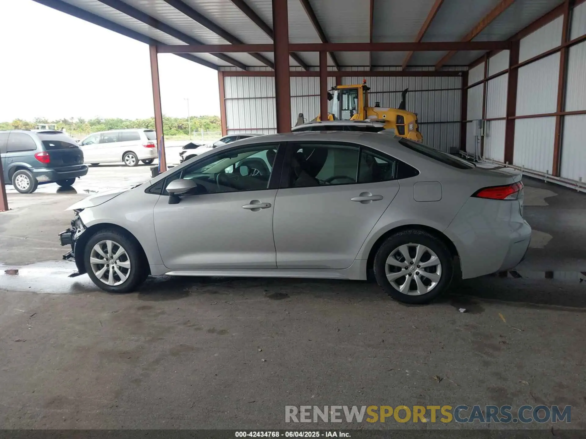 15 Photograph of a damaged car 5YFB4MDE1RP143858 TOYOTA COROLLA 2024