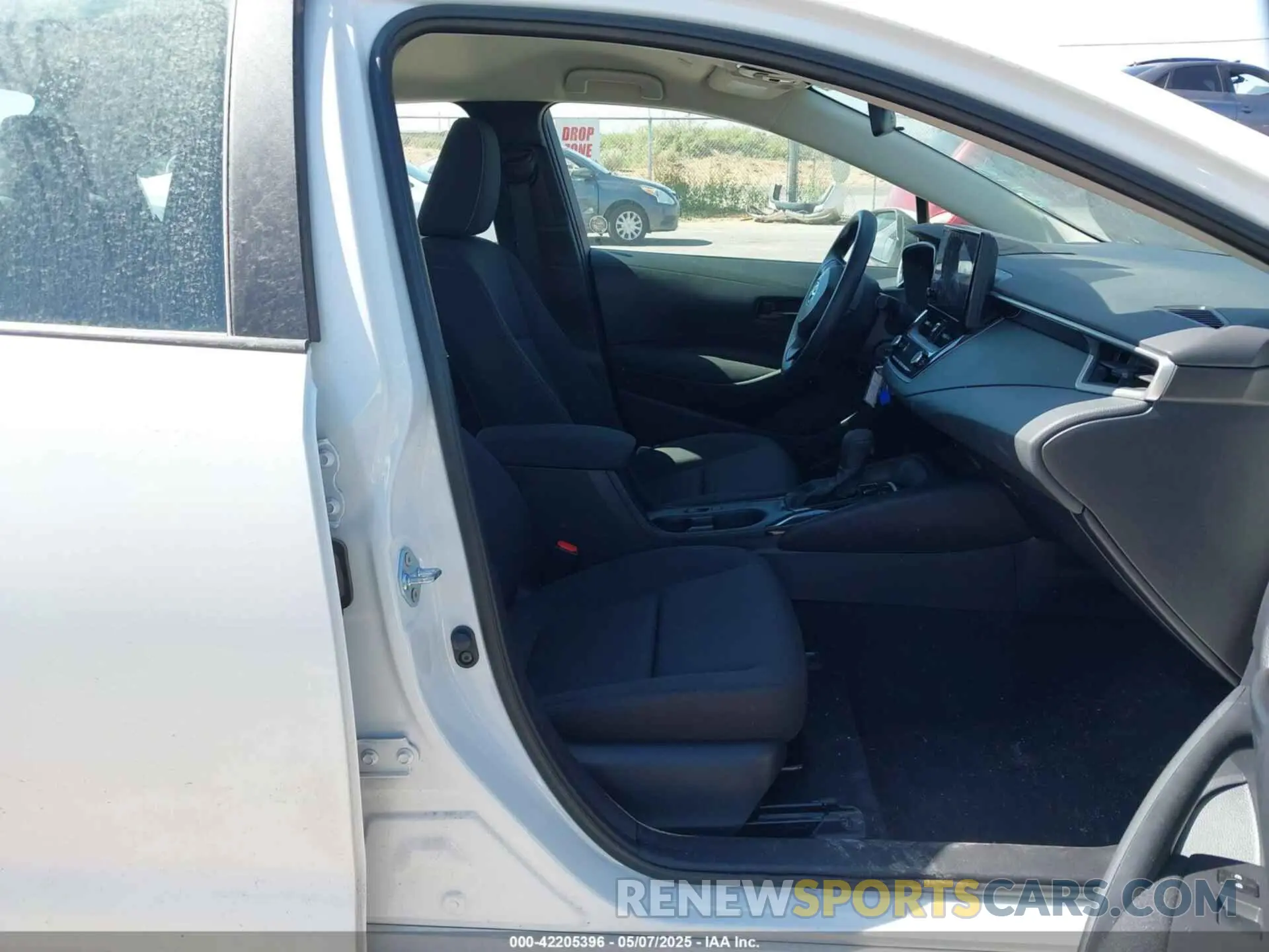 5 Photograph of a damaged car 5YFB4MDE1RP153774 TOYOTA COROLLA 2024
