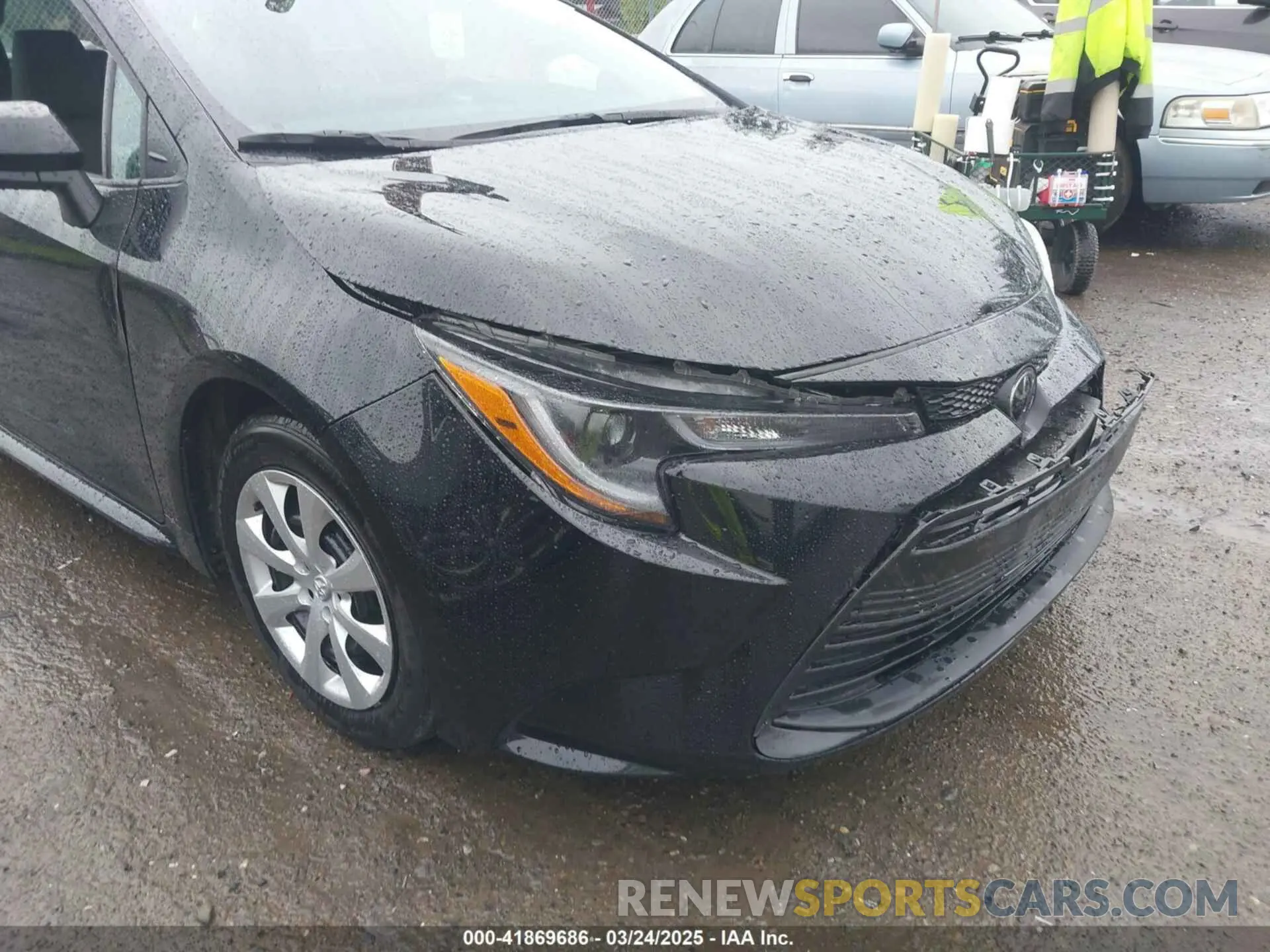 18 Photograph of a damaged car 5YFB4MDE1RP157937 TOYOTA COROLLA 2024