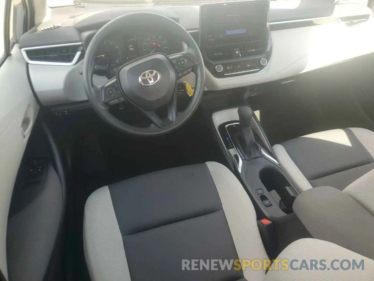 8 Photograph of a damaged car 5YFB4MDE1RP159705 TOYOTA COROLLA 2024