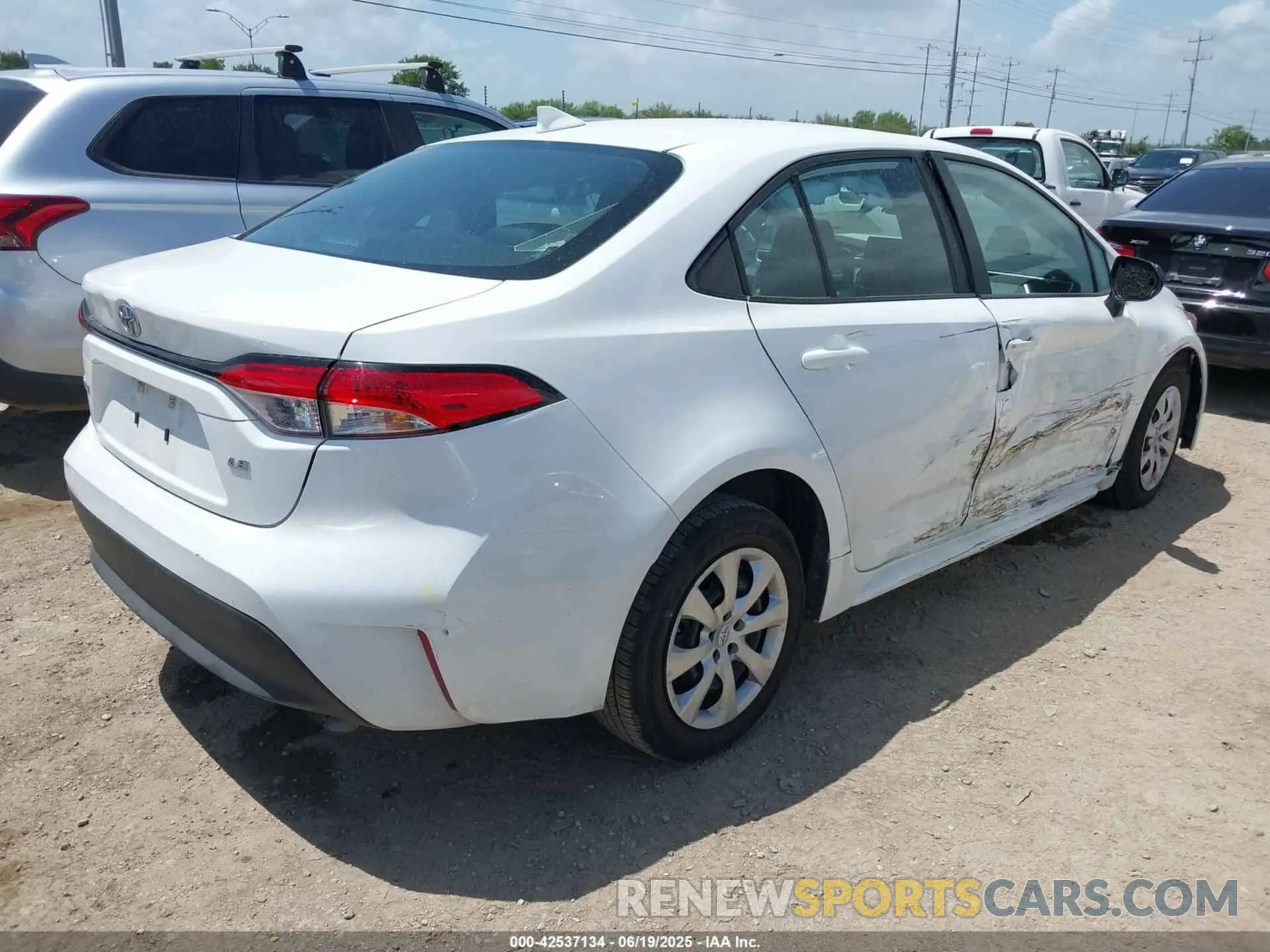 4 Photograph of a damaged car 5YFB4MDE1RP166217 TOYOTA COROLLA 2024