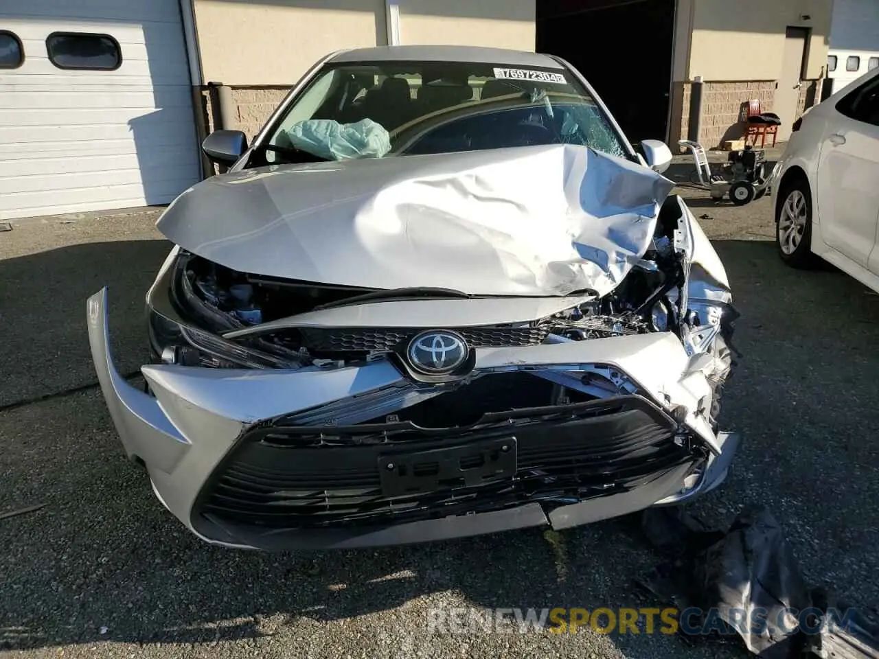 5 Photograph of a damaged car 5YFB4MDE1RP174298 TOYOTA COROLLA 2024
