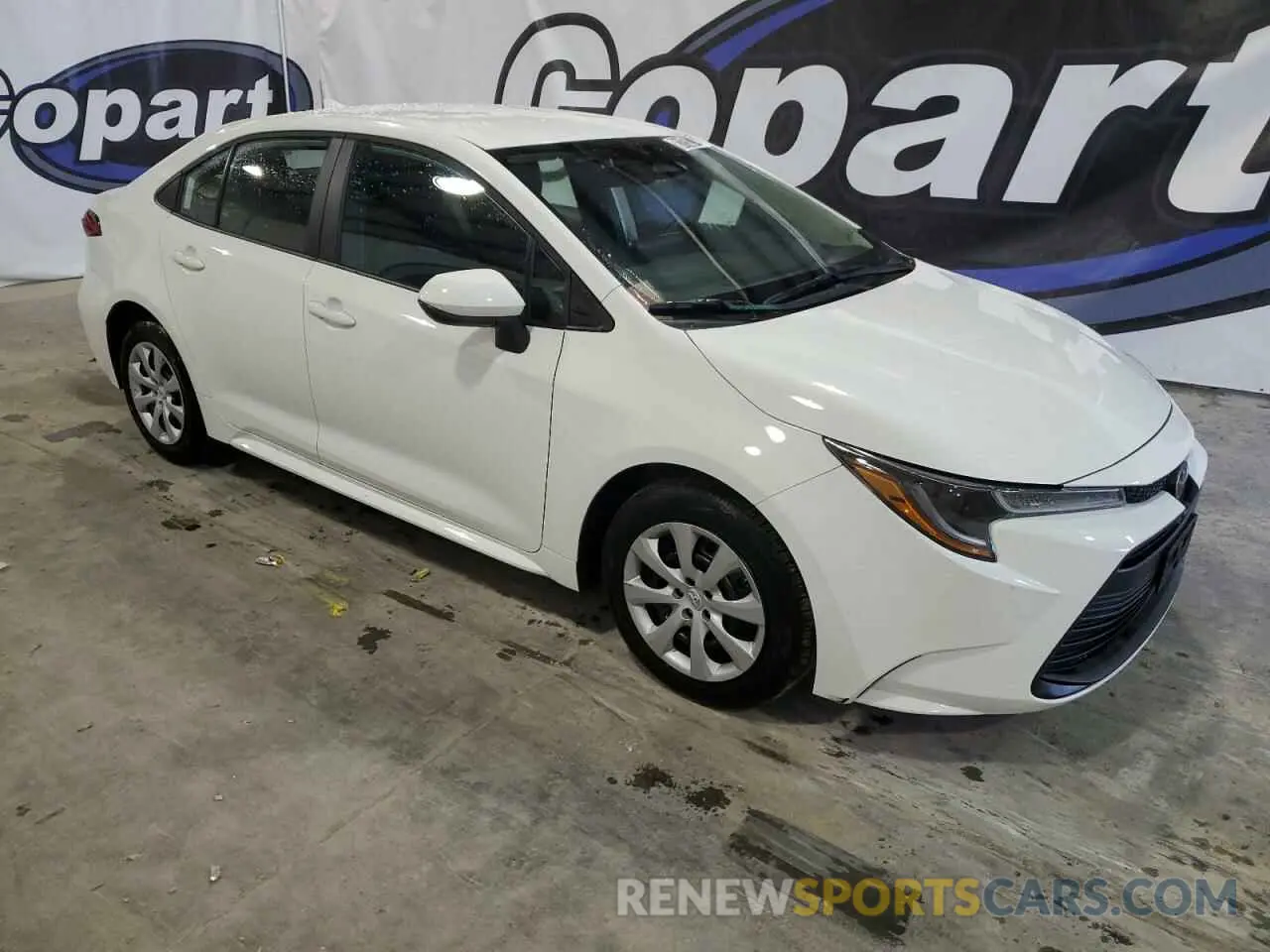 4 Photograph of a damaged car 5YFB4MDE1RP183910 TOYOTA COROLLA 2024