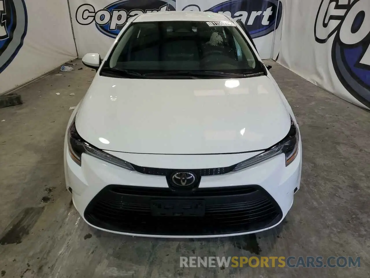 5 Photograph of a damaged car 5YFB4MDE1RP183910 TOYOTA COROLLA 2024