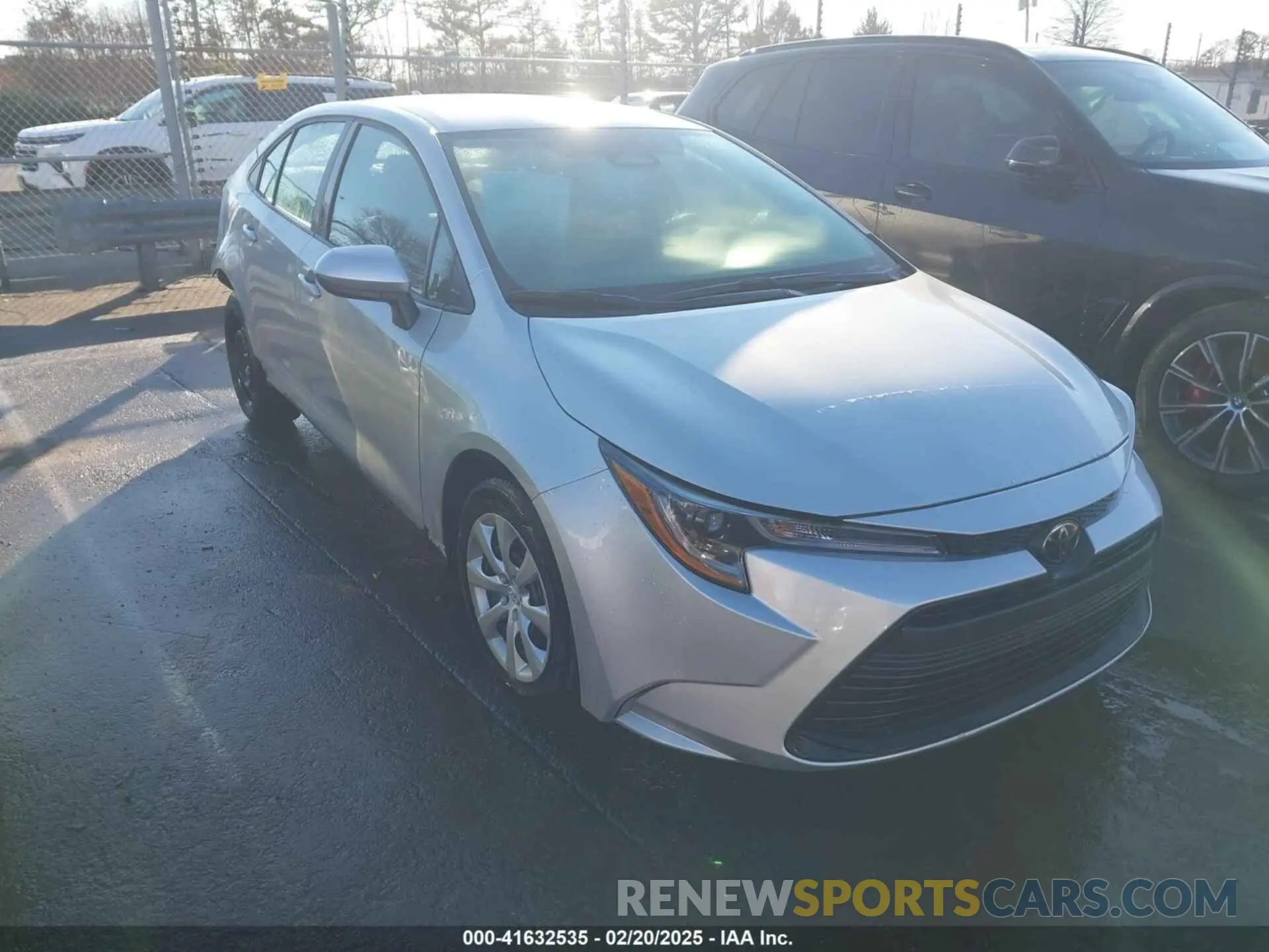 1 Photograph of a damaged car 5YFB4MDE1RP203573 TOYOTA COROLLA 2024