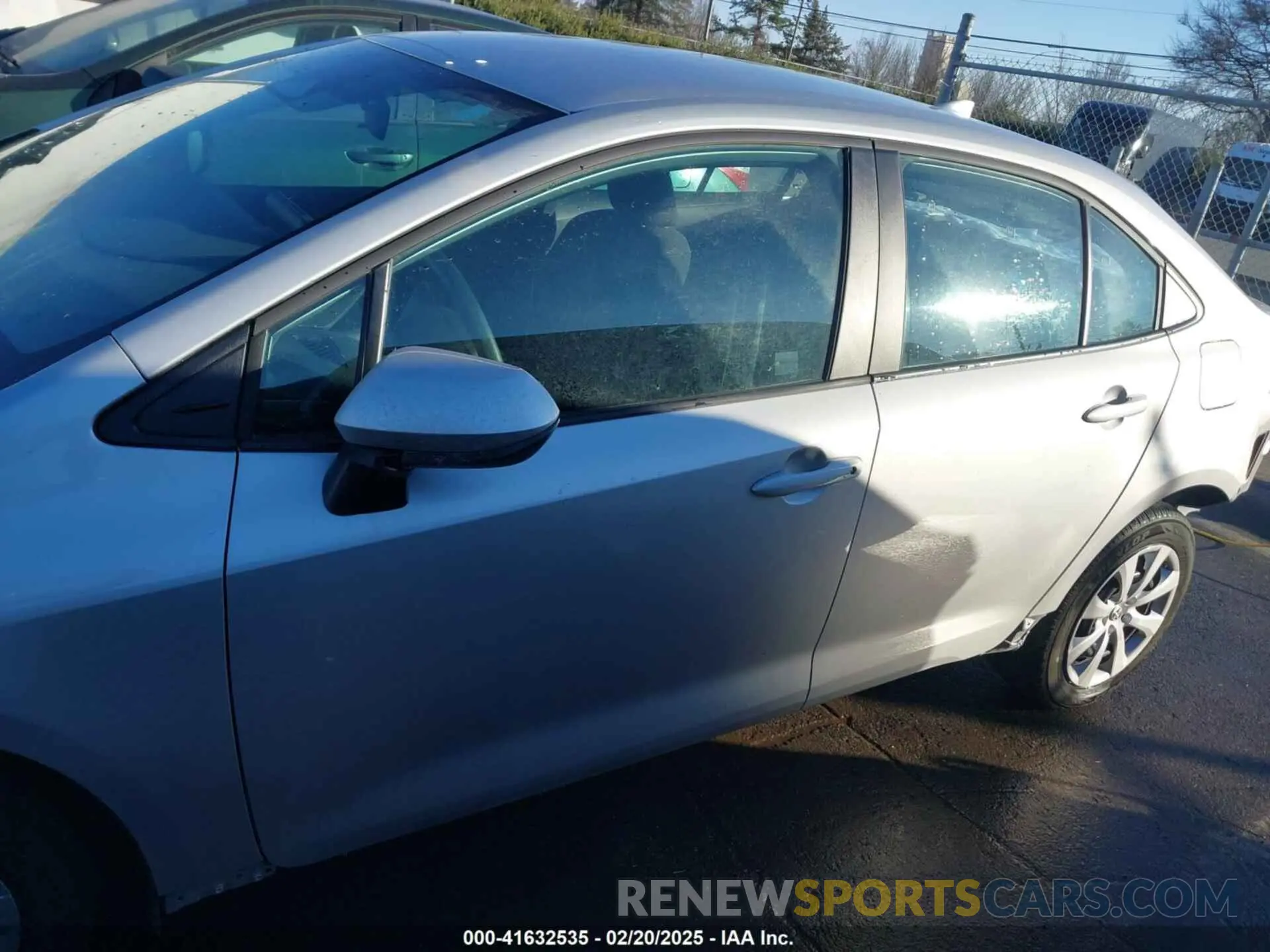 14 Photograph of a damaged car 5YFB4MDE1RP203573 TOYOTA COROLLA 2024