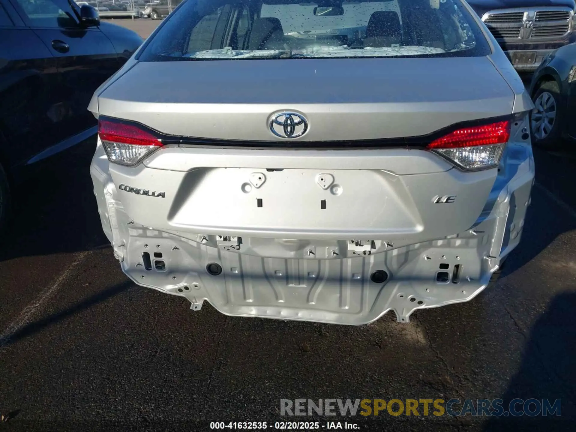 6 Photograph of a damaged car 5YFB4MDE1RP203573 TOYOTA COROLLA 2024
