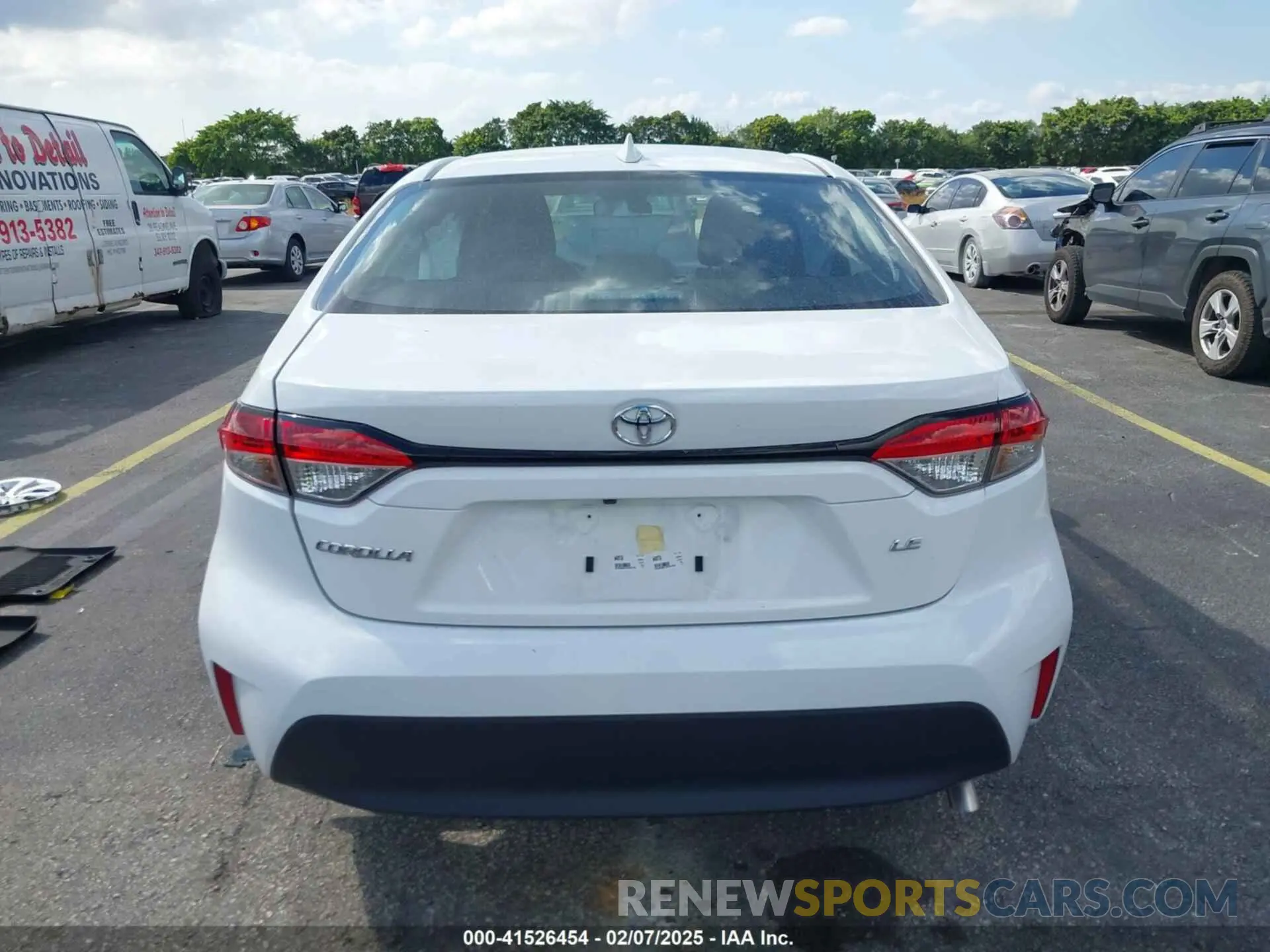 16 Photograph of a damaged car 5YFB4MDE1RP225783 TOYOTA COROLLA 2024