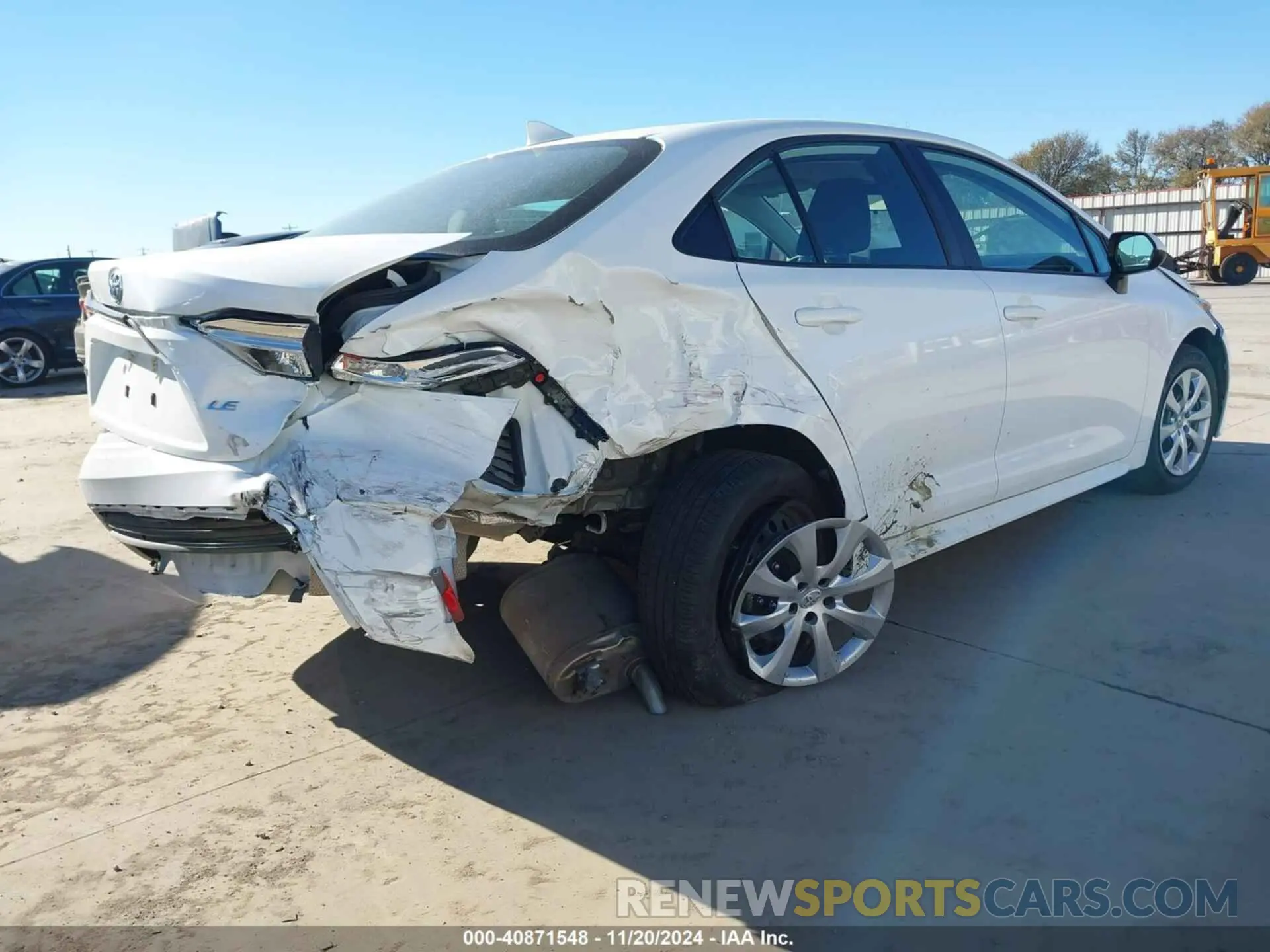 4 Photograph of a damaged car 5YFB4MDE2RP084500 TOYOTA COROLLA 2024