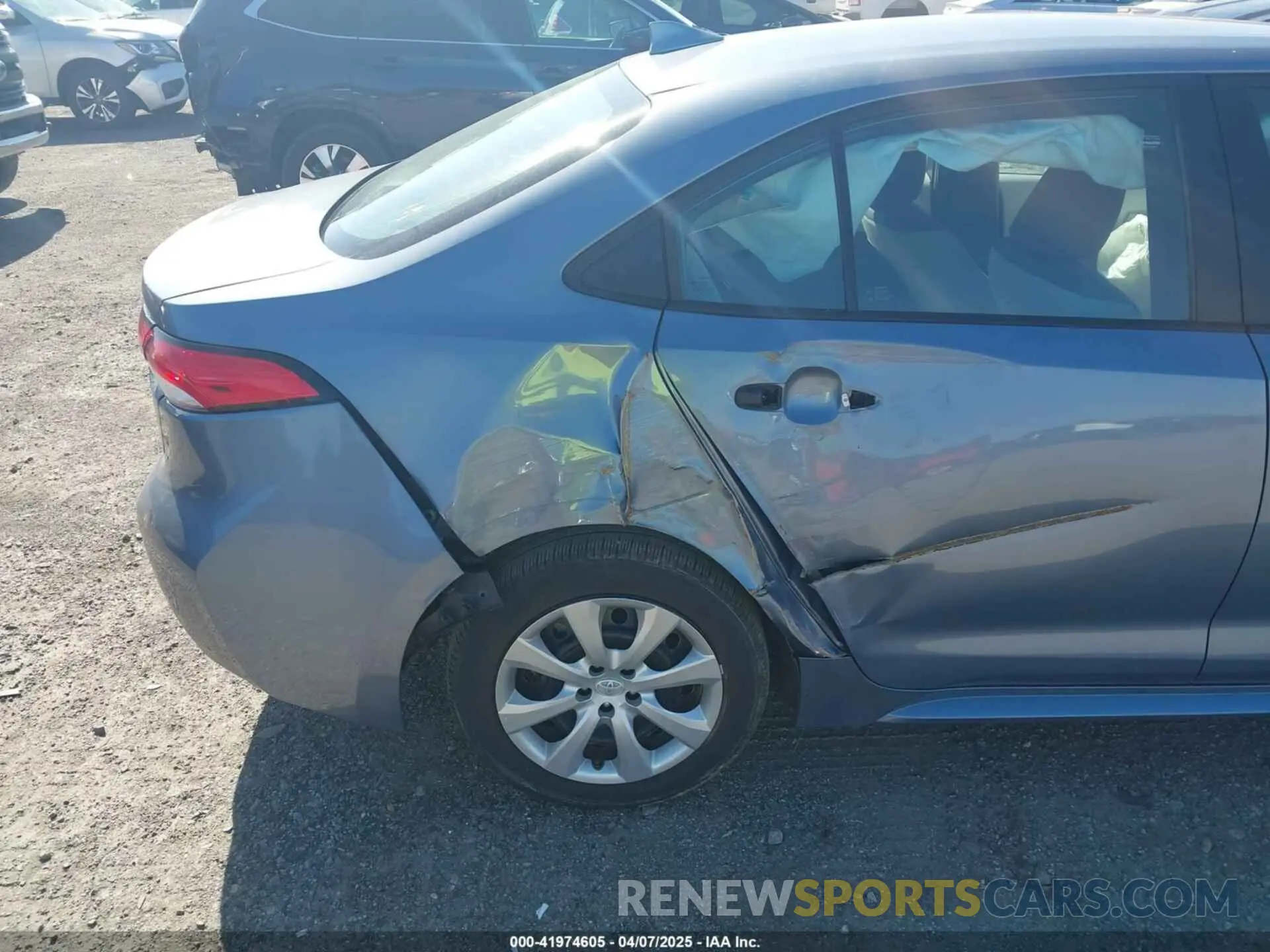 19 Photograph of a damaged car 5YFB4MDE2RP088630 TOYOTA COROLLA 2024