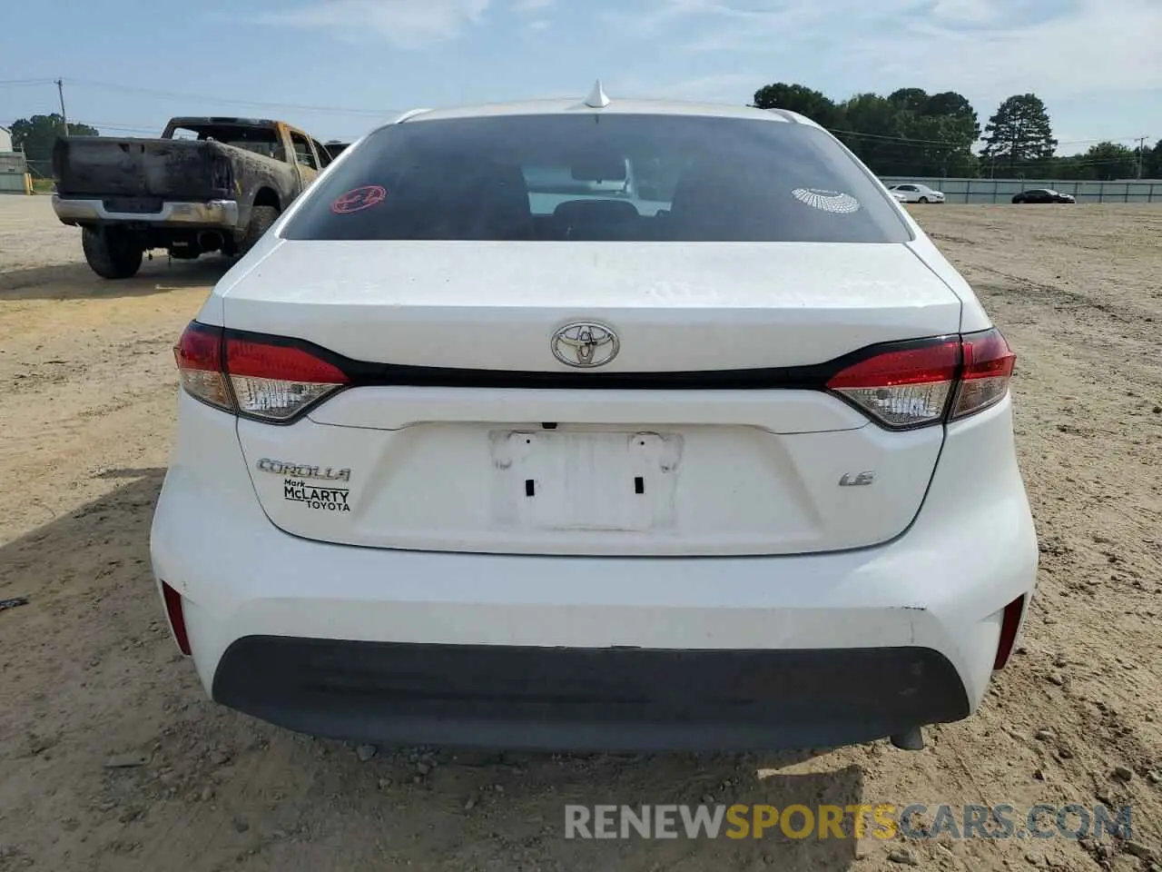 6 Photograph of a damaged car 5YFB4MDE2RP107323 TOYOTA COROLLA 2024