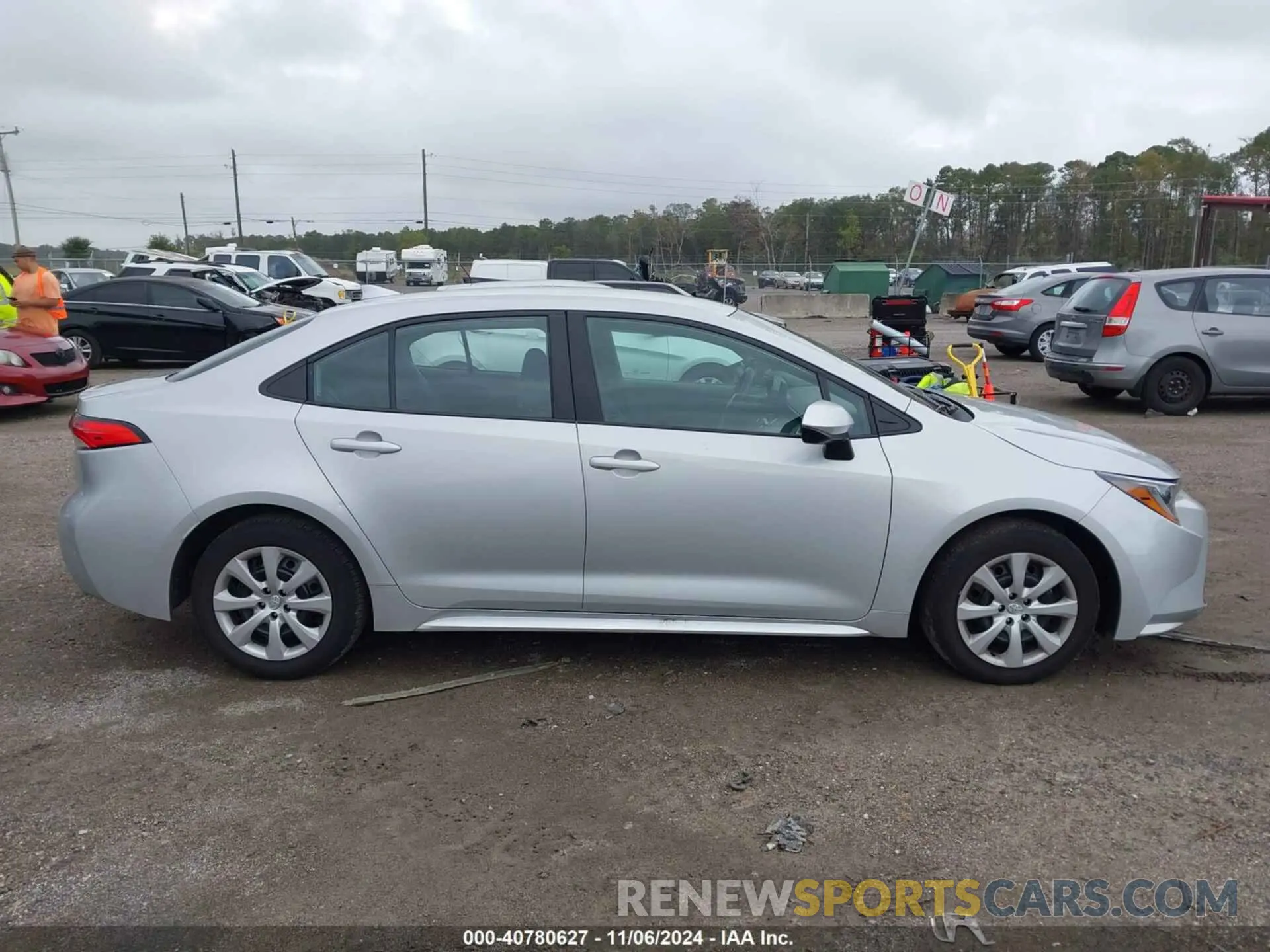 13 Photograph of a damaged car 5YFB4MDE2RP136756 TOYOTA COROLLA 2024