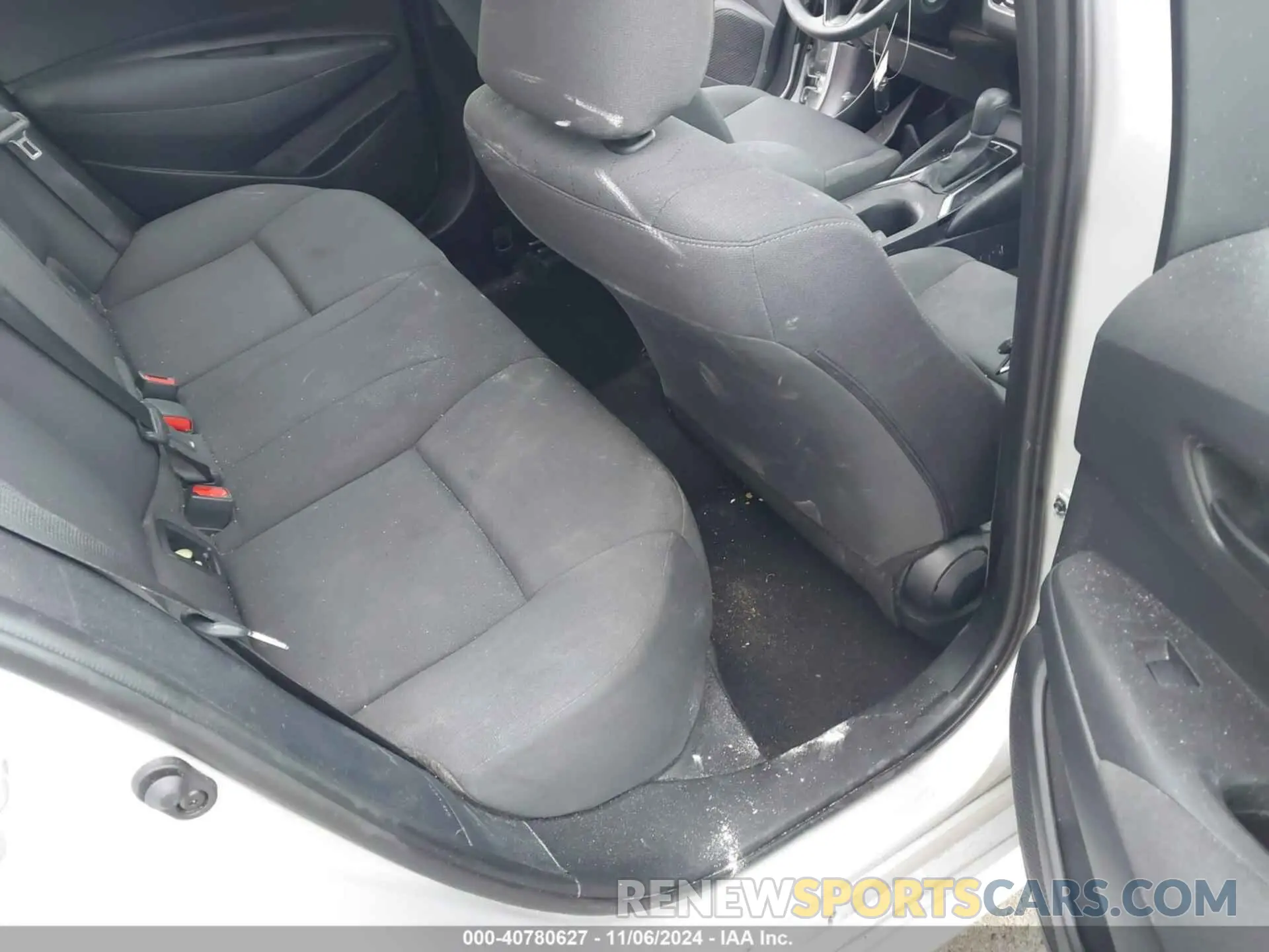 8 Photograph of a damaged car 5YFB4MDE2RP136756 TOYOTA COROLLA 2024