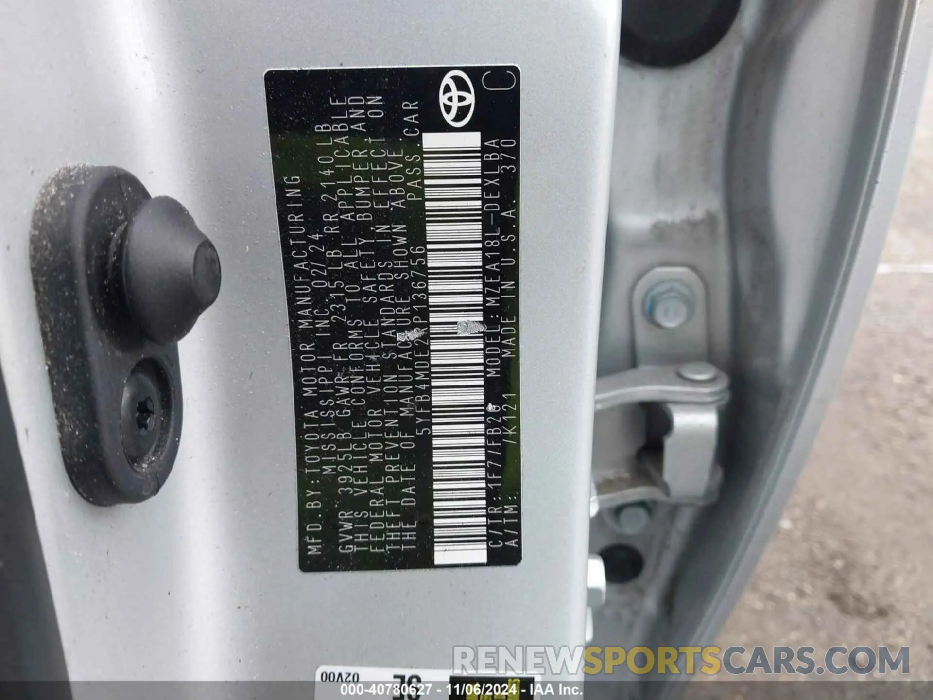 9 Photograph of a damaged car 5YFB4MDE2RP136756 TOYOTA COROLLA 2024