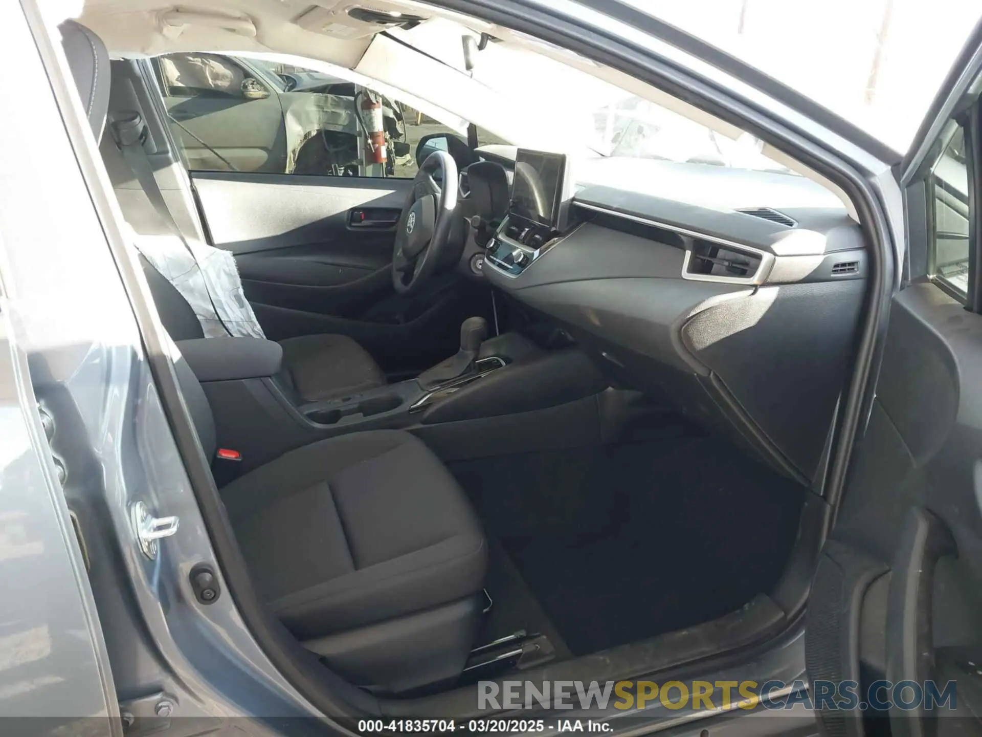 5 Photograph of a damaged car 5YFB4MDE2RP157932 TOYOTA COROLLA 2024