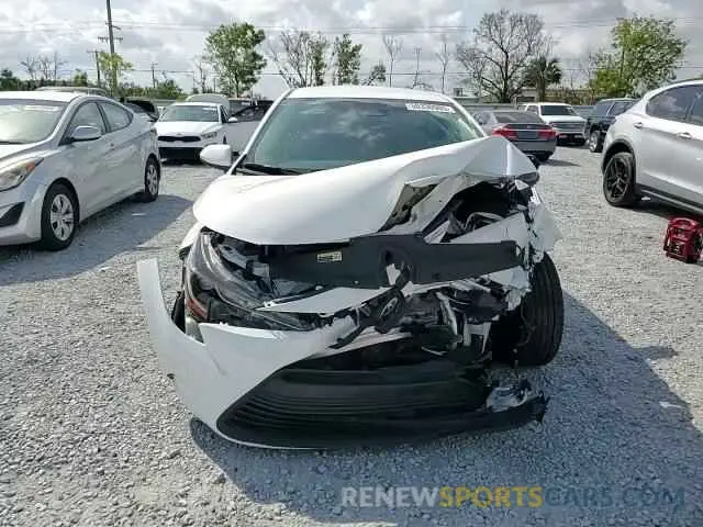 10 Photograph of a damaged car 5YFB4MDE2RP162905 TOYOTA COROLLA 2024
