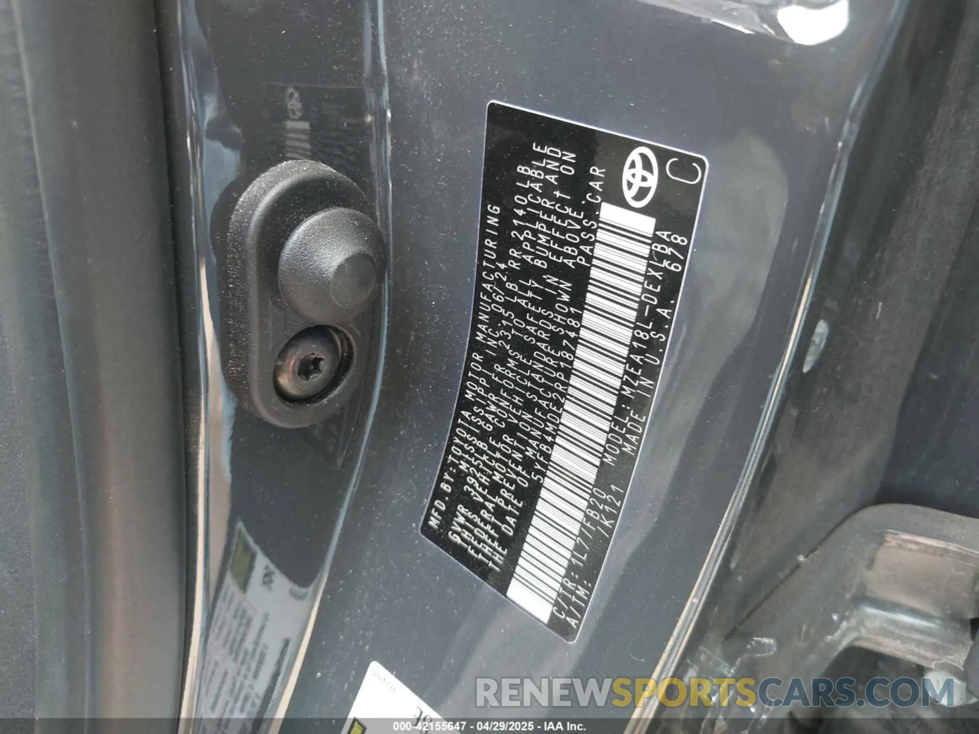 9 Photograph of a damaged car 5YFB4MDE2RP187481 TOYOTA COROLLA 2024