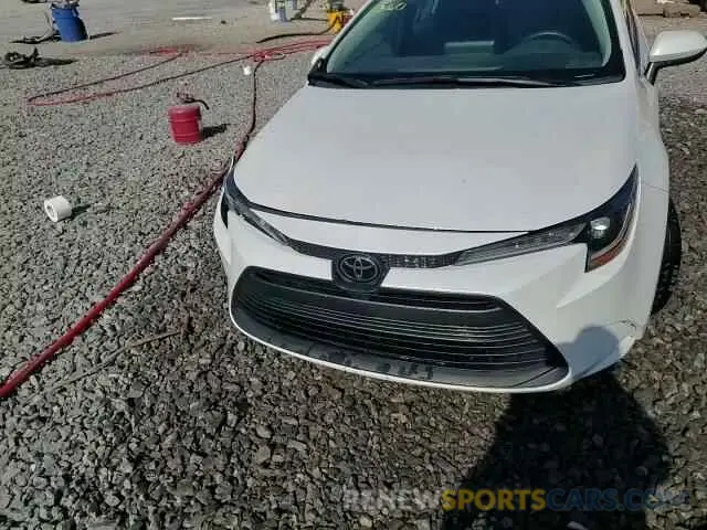 13 Photograph of a damaged car 5YFB4MDE2RP197721 TOYOTA COROLLA 2024